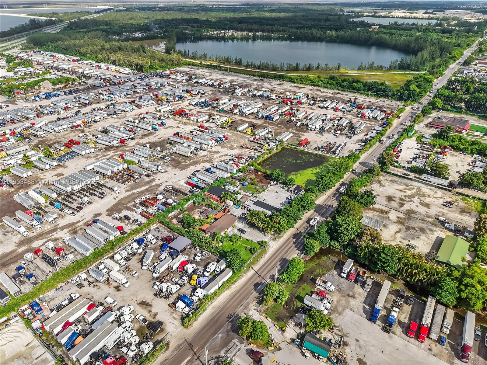 See details / sq. ft. $ 2025-11-05 0 Photo