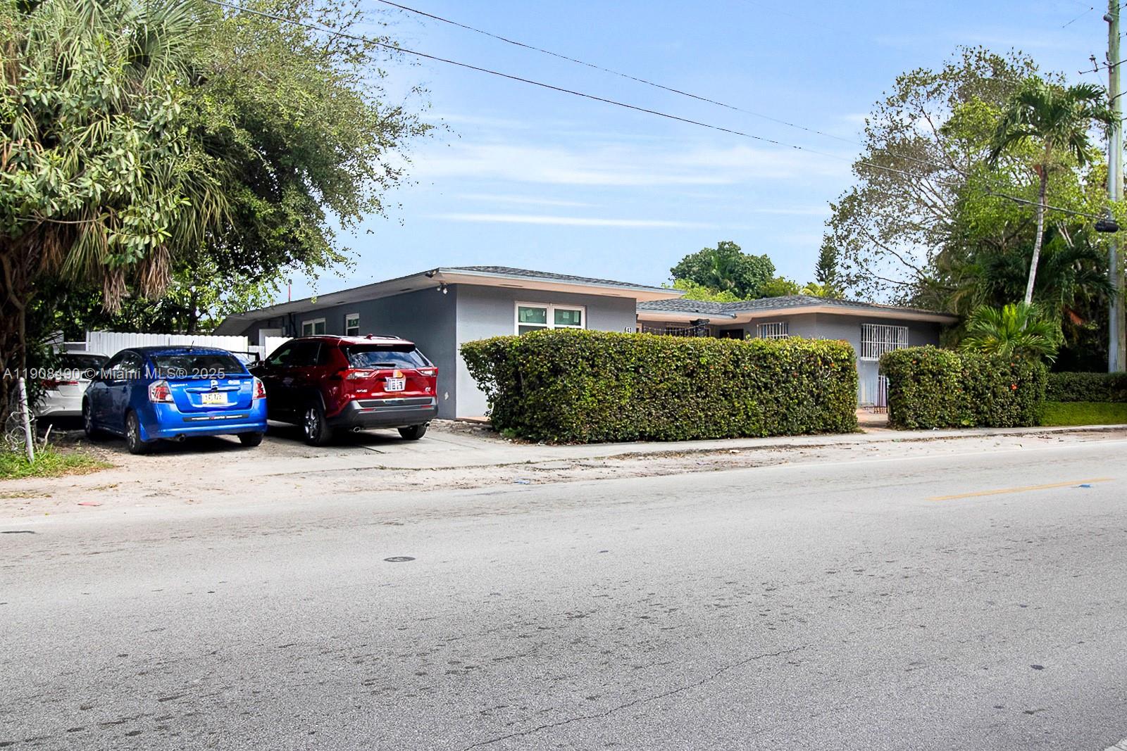 Подробнее / 2594 кв.футов $ 2025-11-05 0 Фото