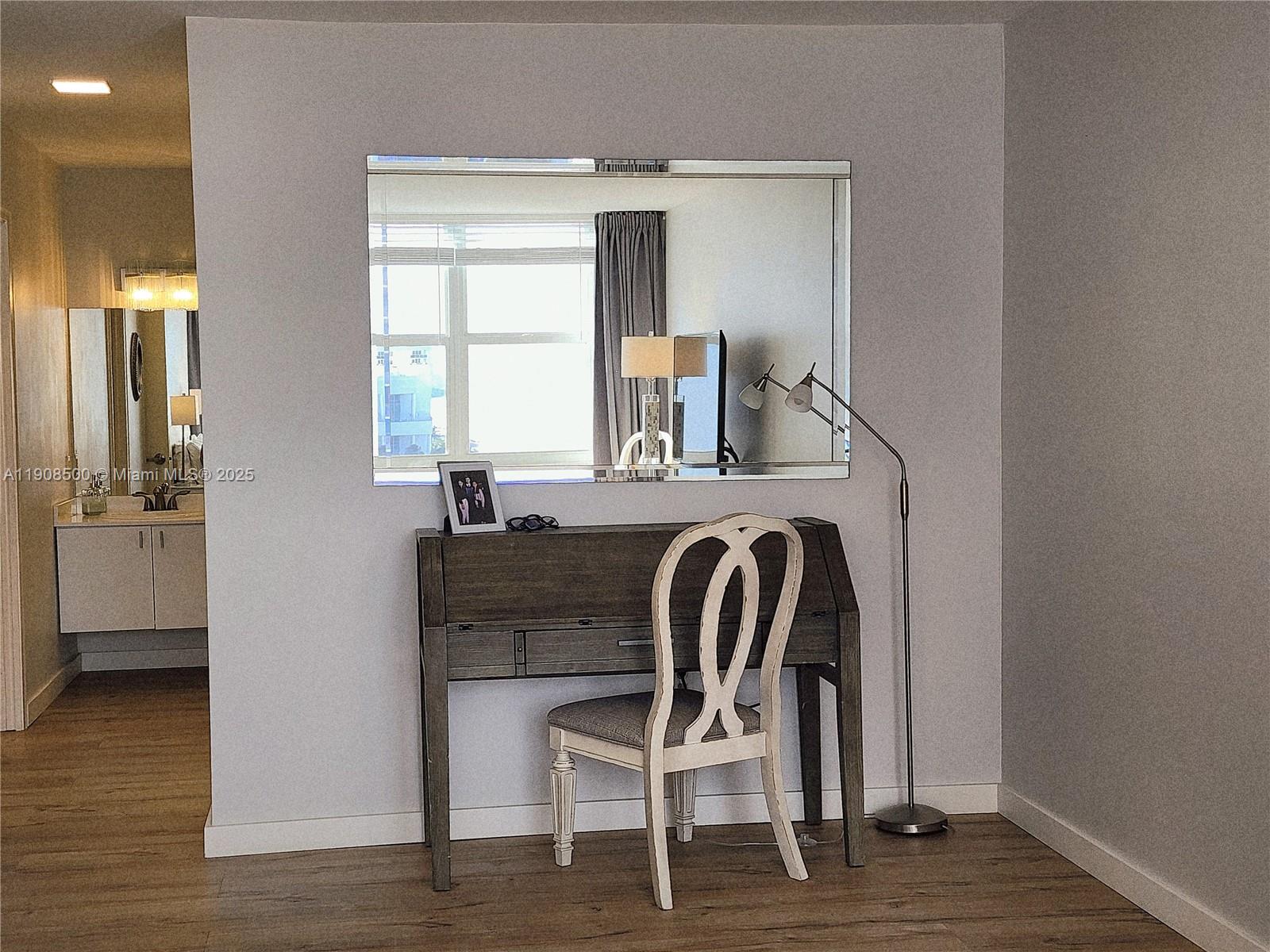 Photo of 2751 Ocean Dr  #1406S, Hollywood, Florida, 33019 - 