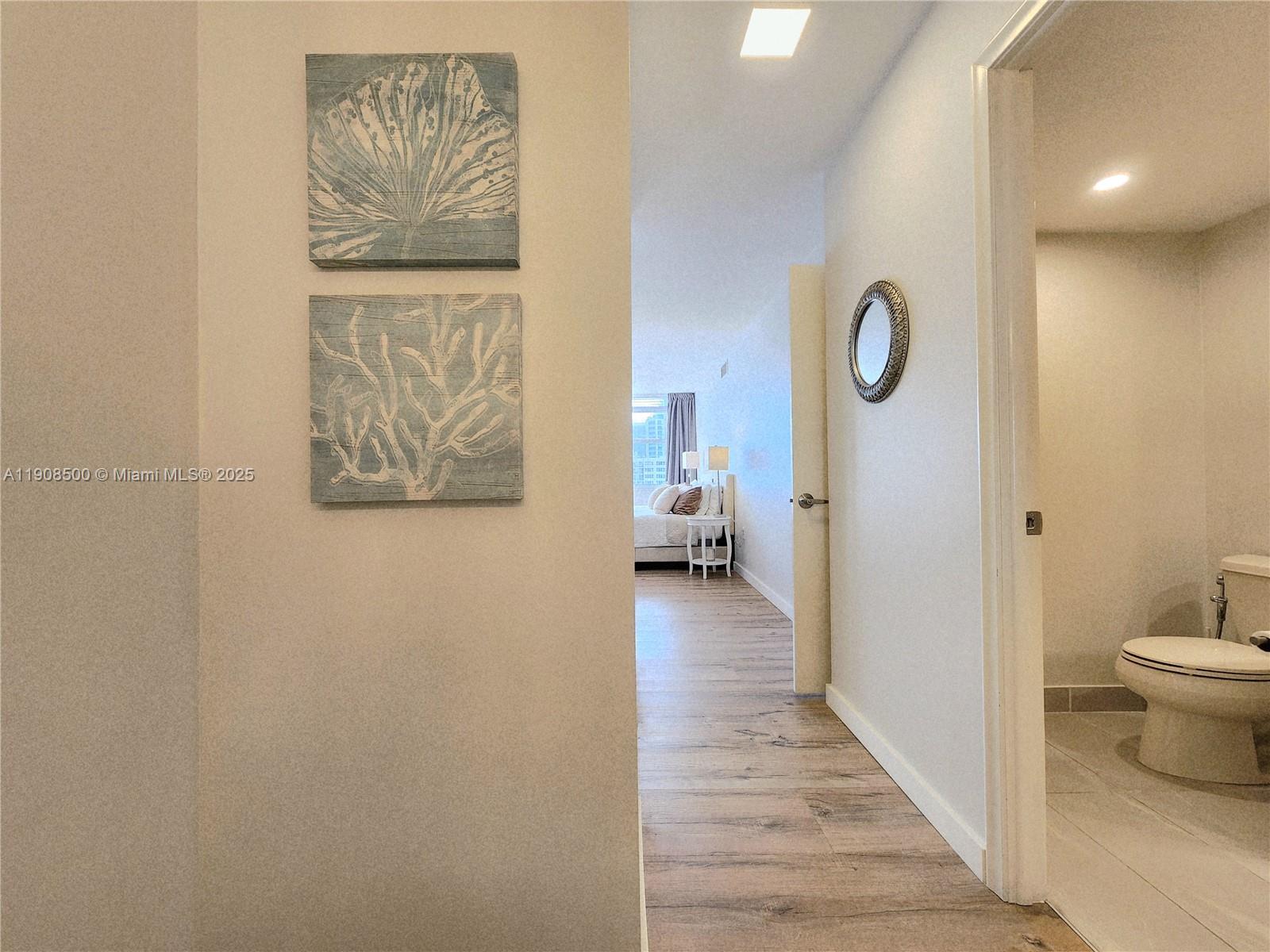 Photo of 2751 Ocean Dr  #1406S, Hollywood, Florida, 33019 - 