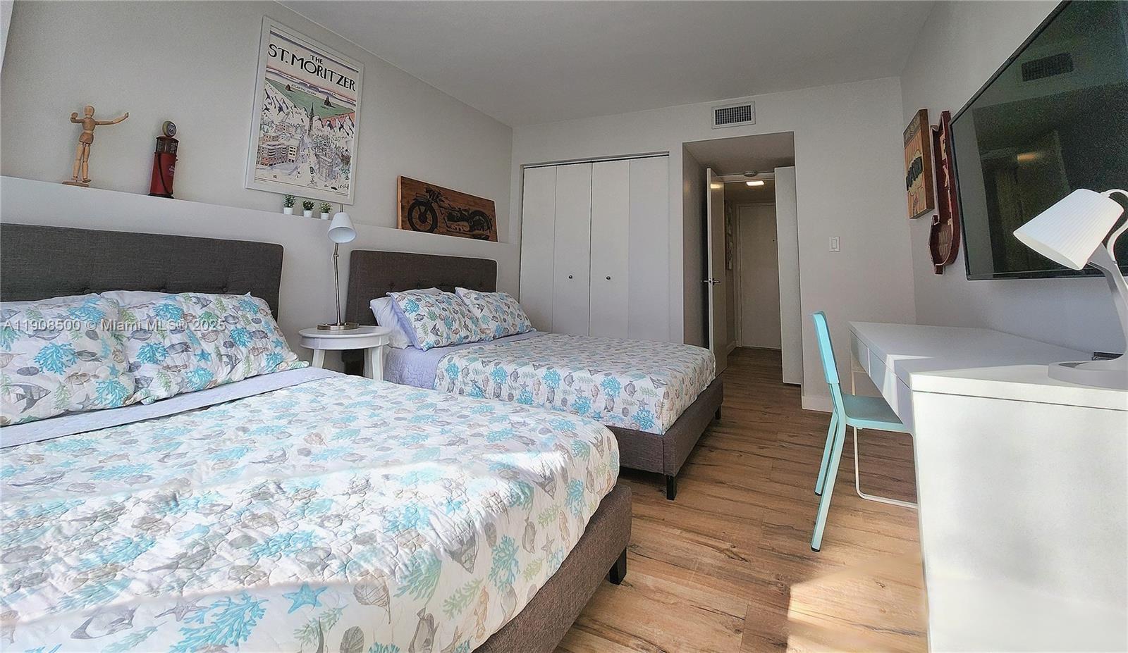 Photo of 2751 Ocean Dr  #1406S, Hollywood, Florida, 33019 - 