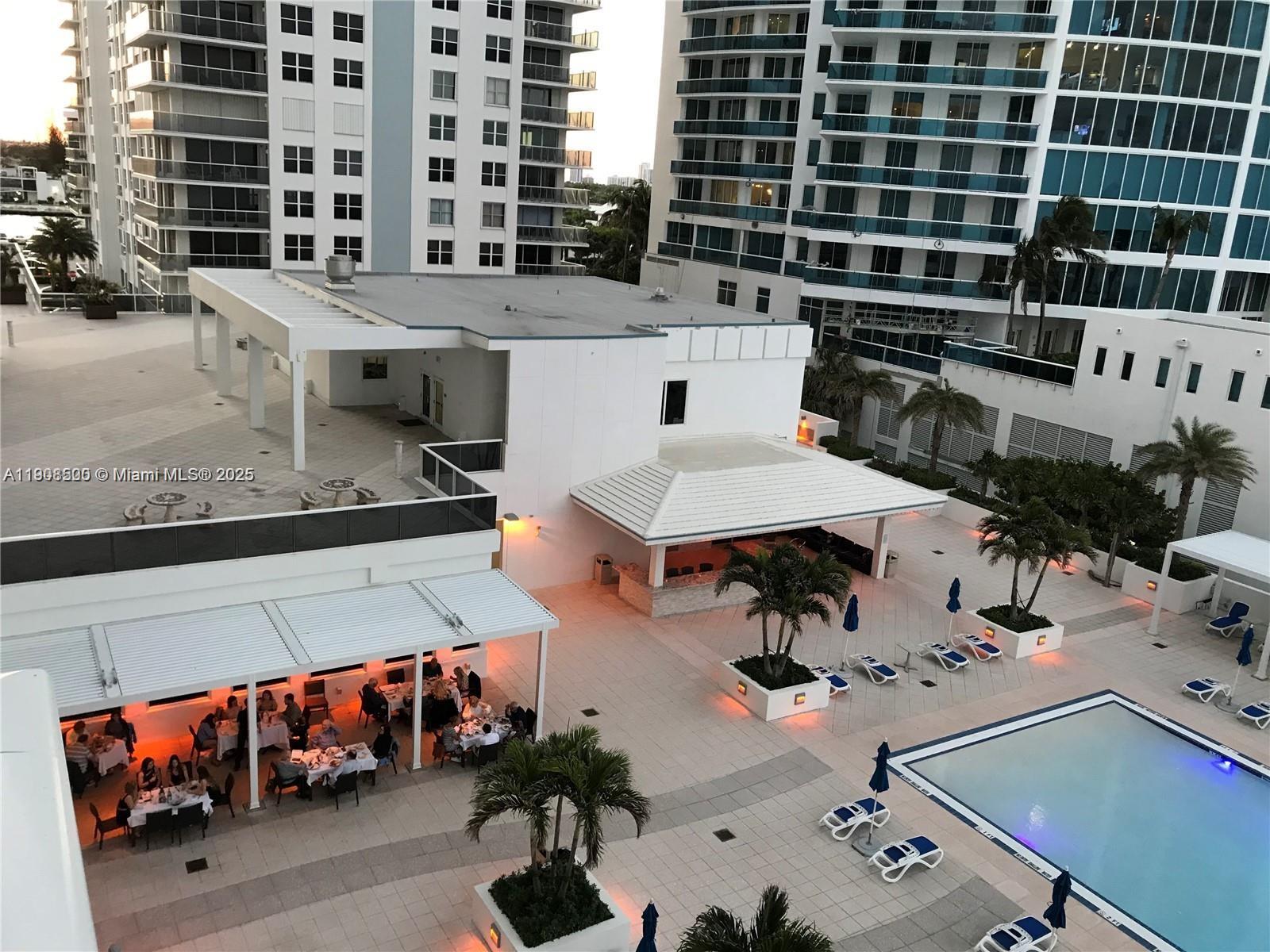 Photo of 2751 Ocean Dr #1406S, Hollywood, Florida, 33019 - ONSITE RESTAURANT
