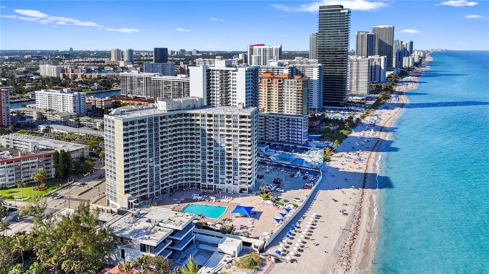 Photo of 3180 Ocean Dr  #520, Hallandale Beach, Florida, 33009 - 