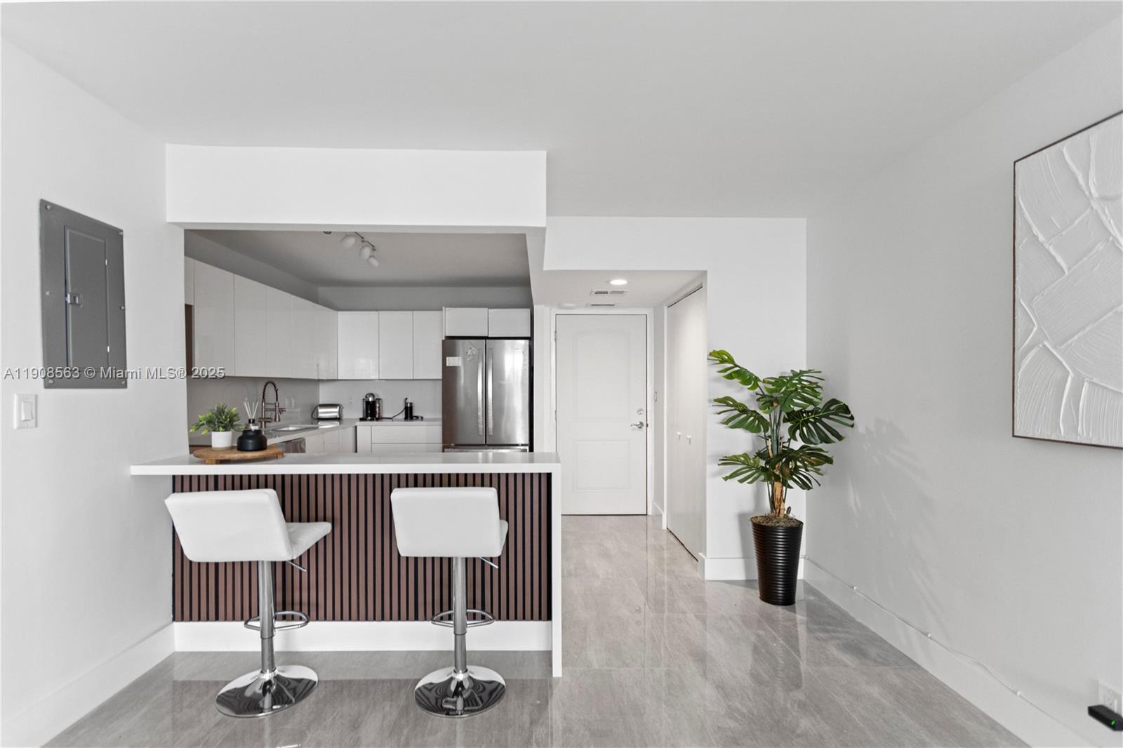 227 2 / 2 1603 sq. ft. $ 2025-11-05 0 Photo