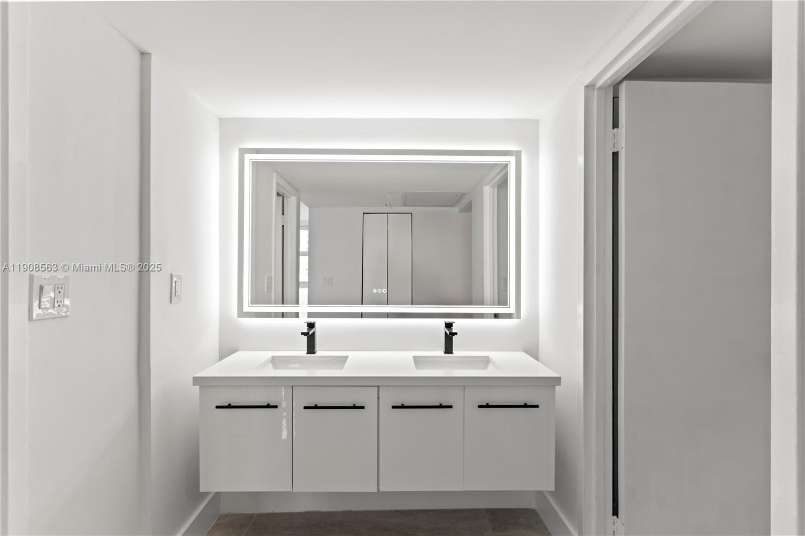 227 2 / 2 1603 sq. ft. $ 2025-11-05 0 Photo