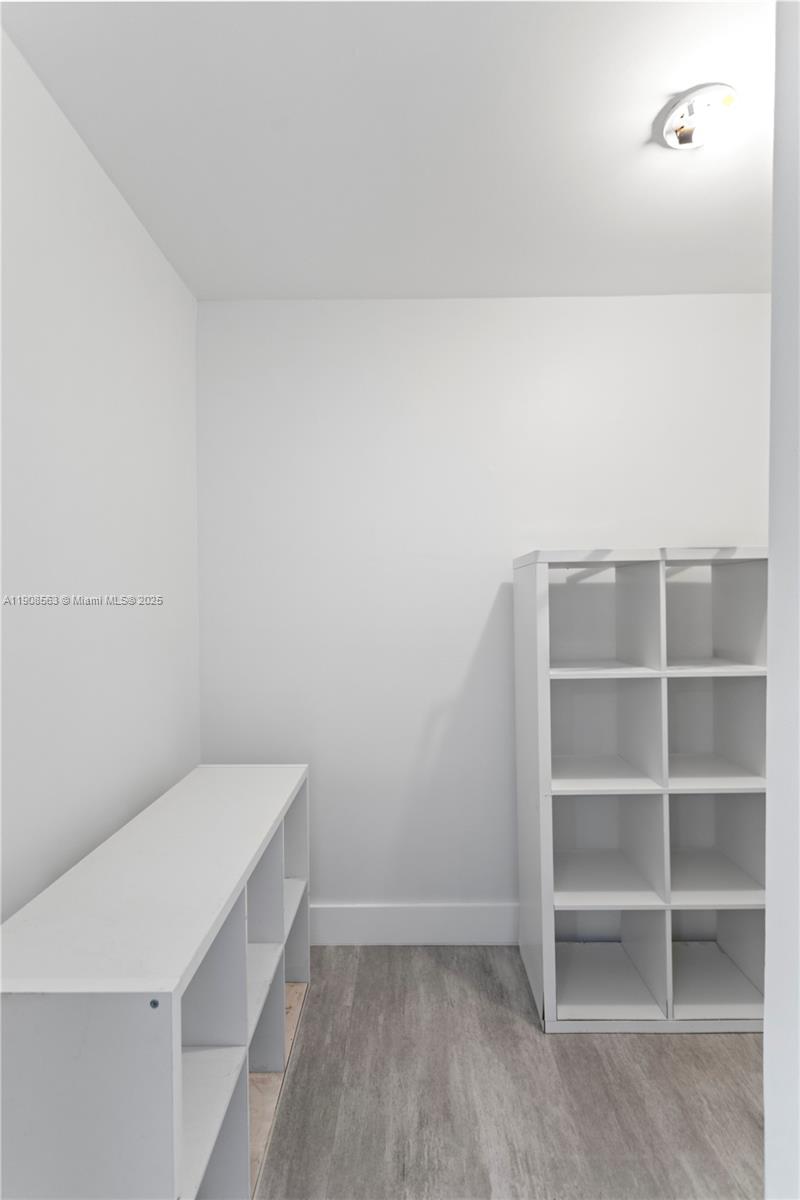 227 2 / 2 1603 sq. ft. $ 2025-11-05 0 Photo