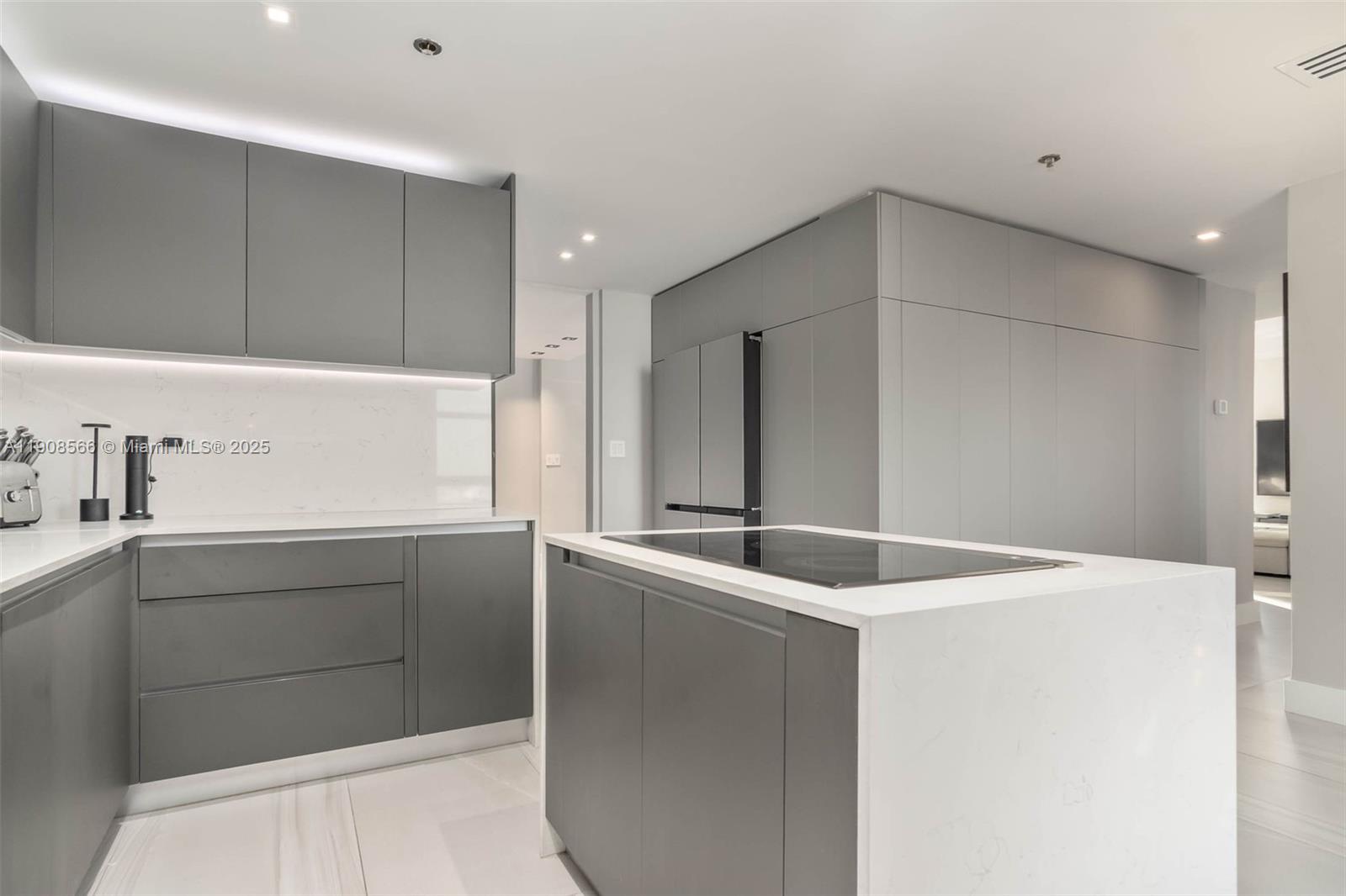 Photo of 20355 34th Ct #2728, Aventura, Florida, 33180 -