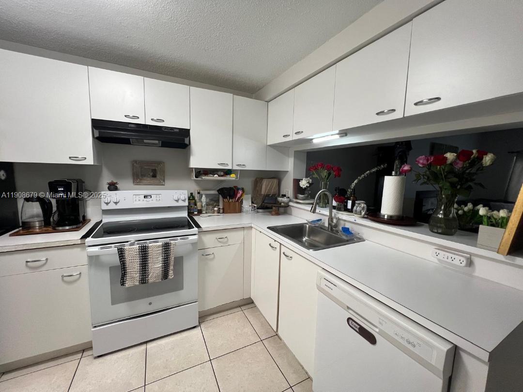 Photo of 20301 Country Club Dr #1221, Aventura, Florida, 33180 -