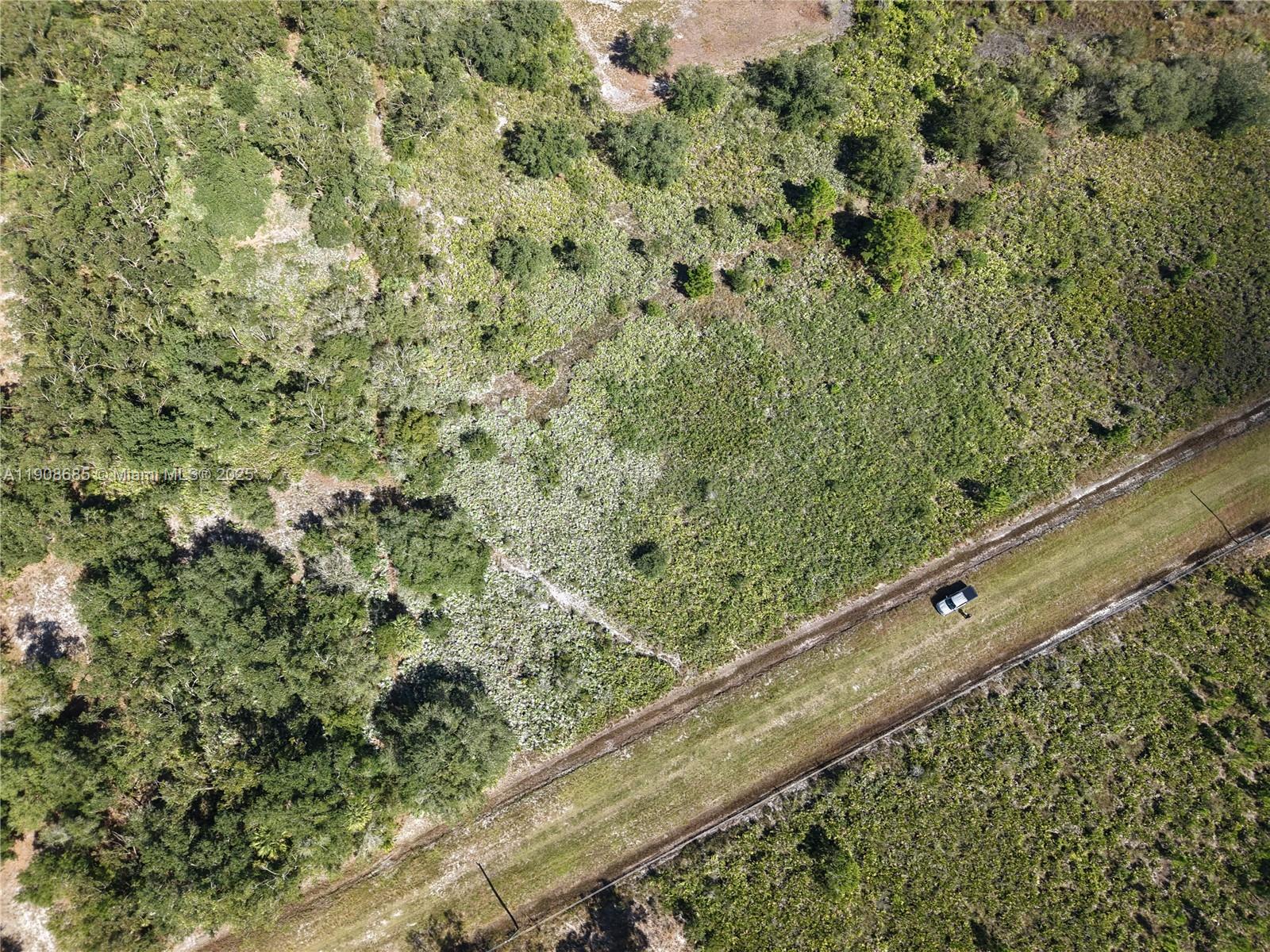 Ver detalles / sq. ft. $ 2025-11-05 0 foto