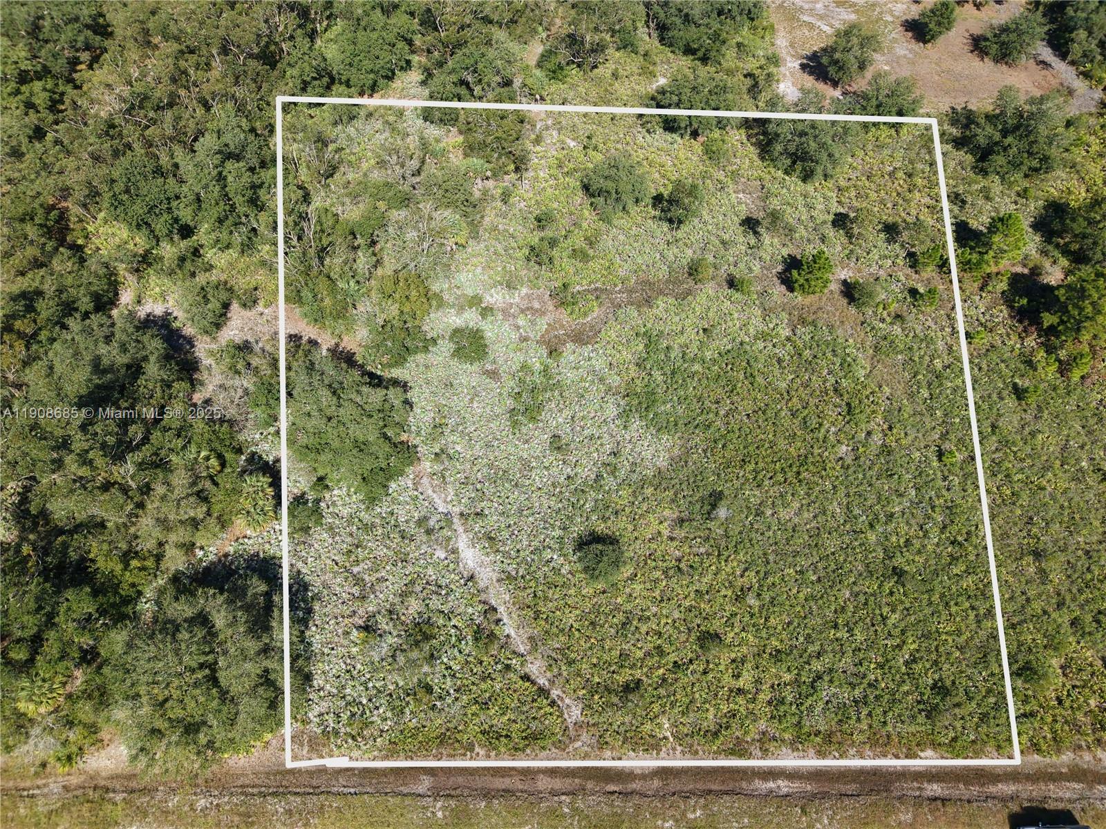 Ver detalles / sq. ft. $ 2025-11-05 0 foto