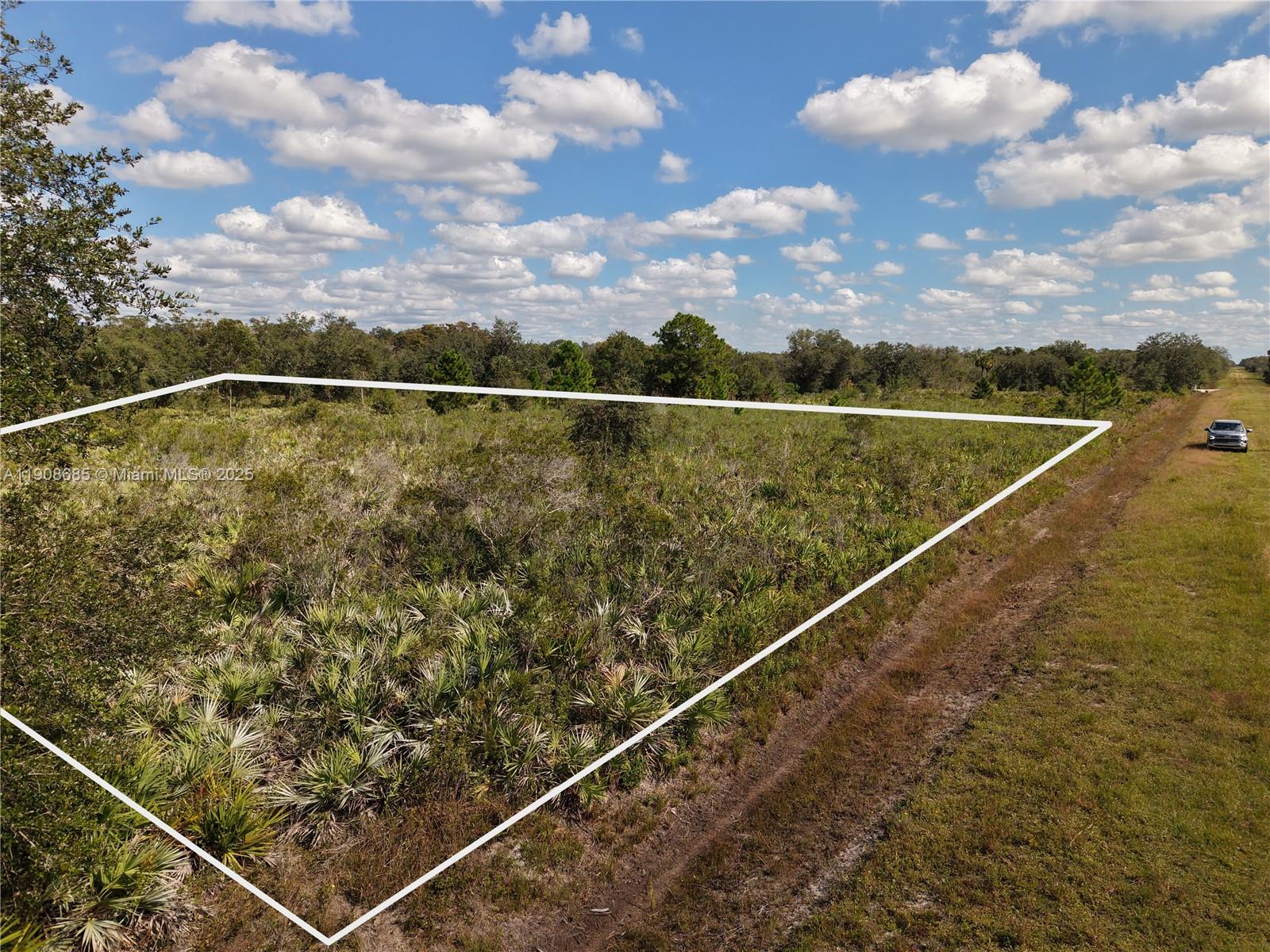 Ver detalles / sq. ft. $ 2025-11-05 0 foto