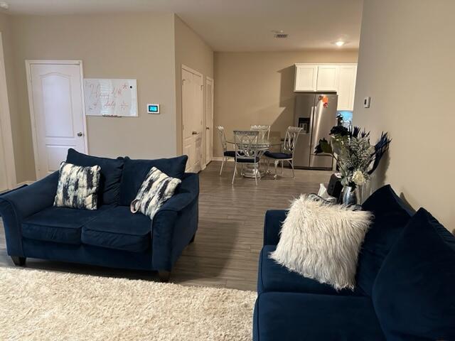 Ver detalles 1712 2 / 2 1245 sq. ft. $ 2026-01-15 0 foto
