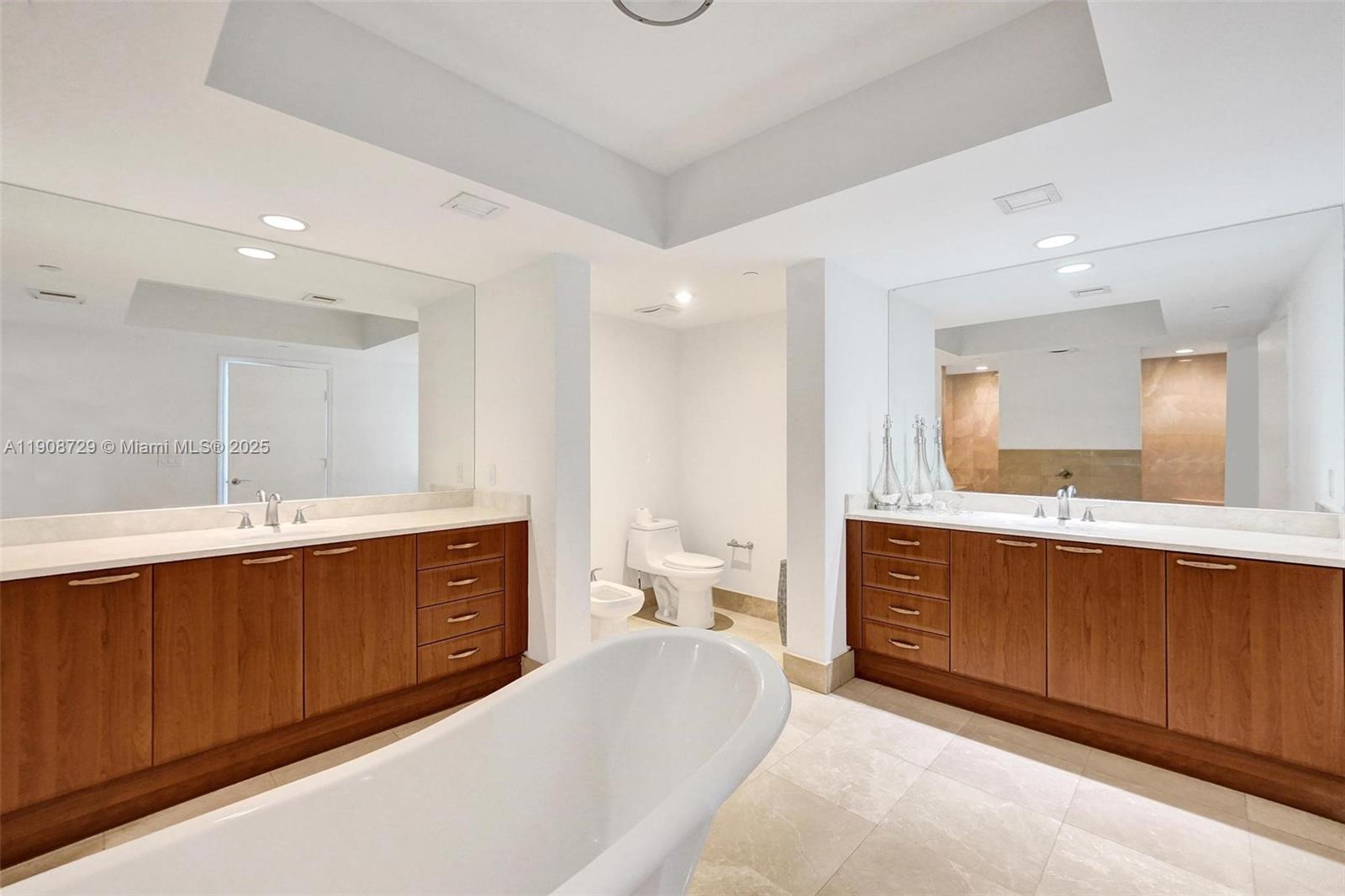 Photo of 3301 183rd St #2007, Aventura, Florida, 33160 -