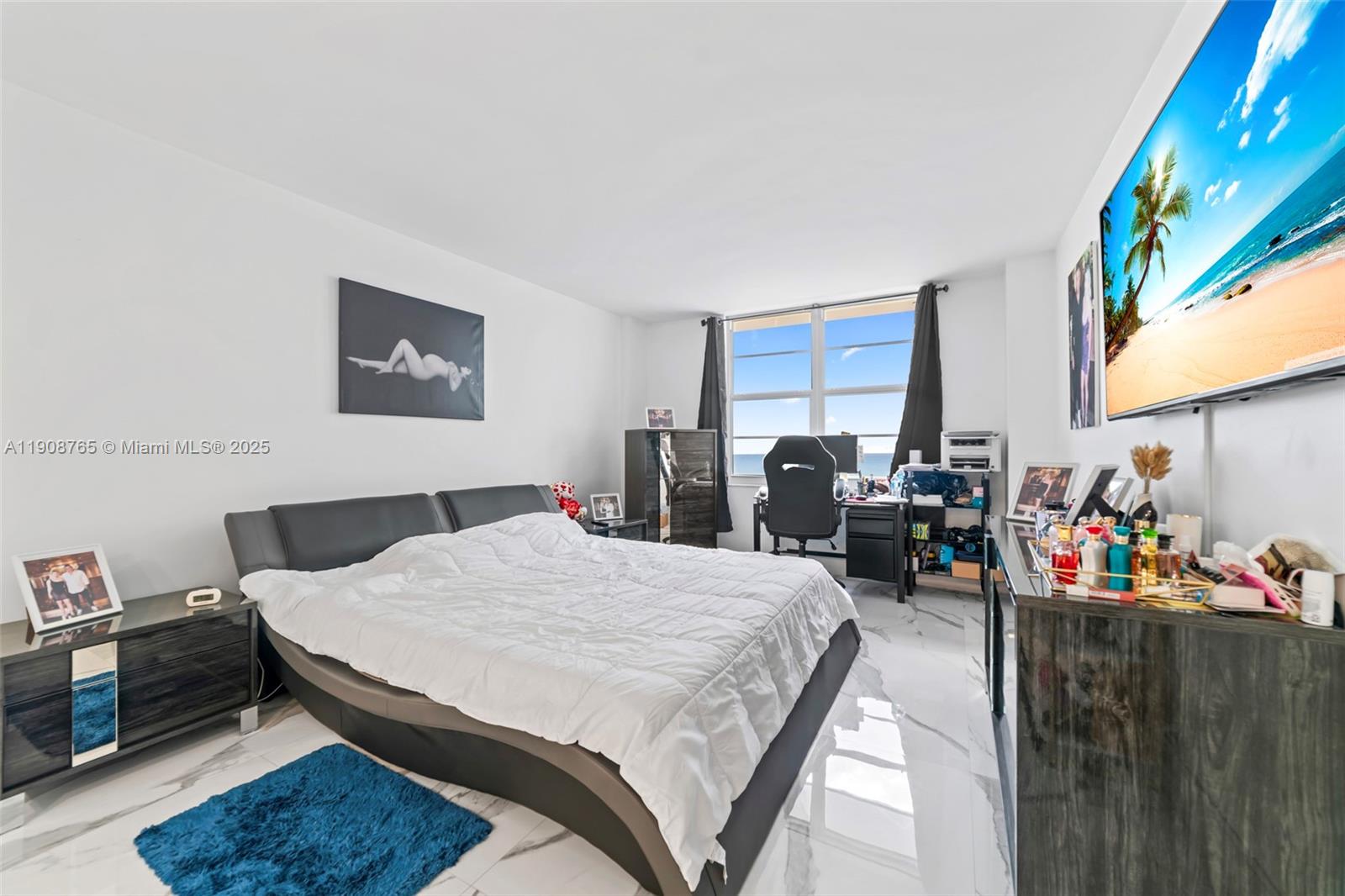 Photo of 3725 Ocean Dr #716, Hollywood, Florida, 33019 -