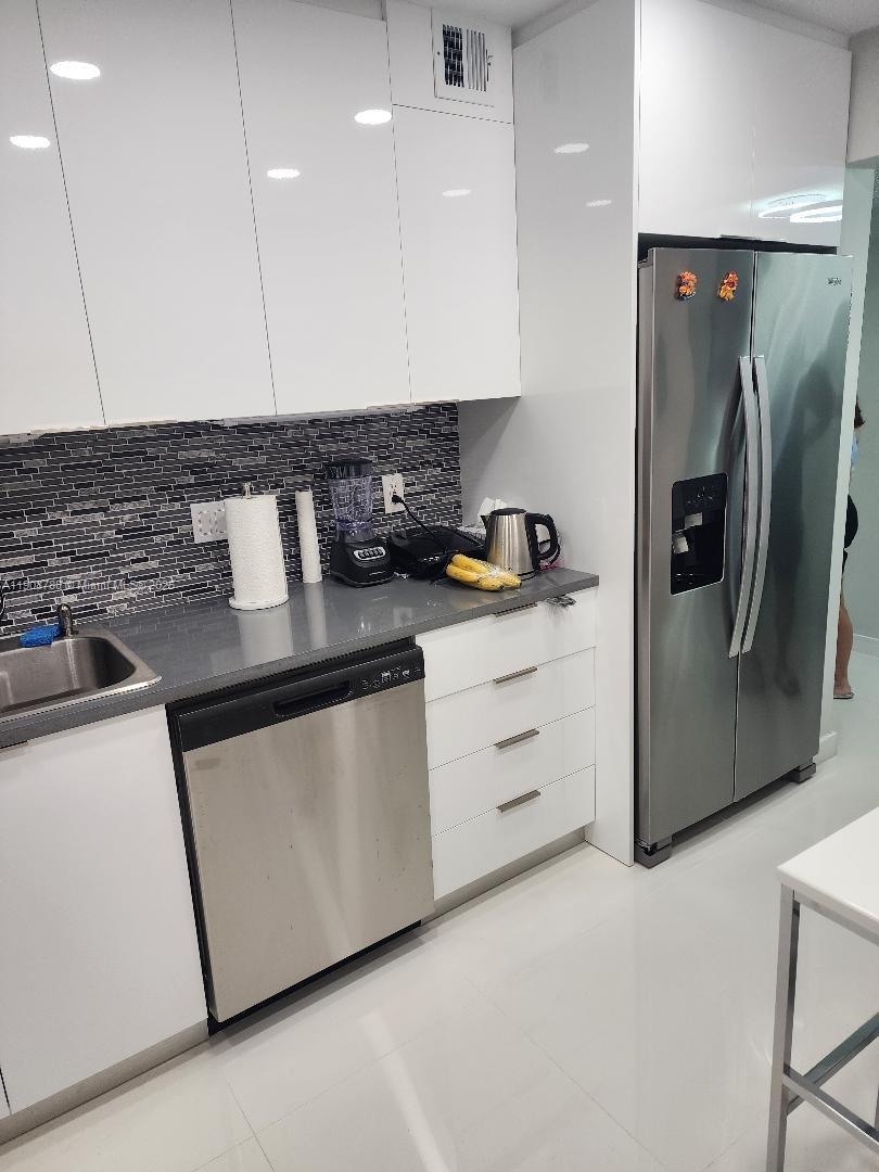 Photo of 1890 Ocean Dr  #607, Hallandale Beach, Florida, 33009 - 