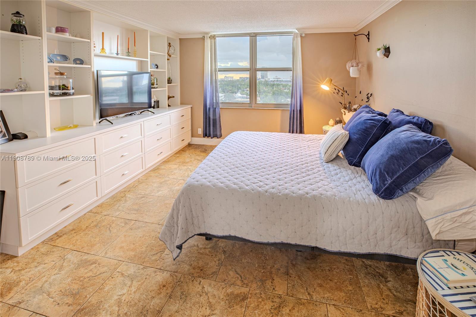 Photo of 437 Golden Isles Dr  #9B-C, Hallandale Beach, Florida, 33009 - 