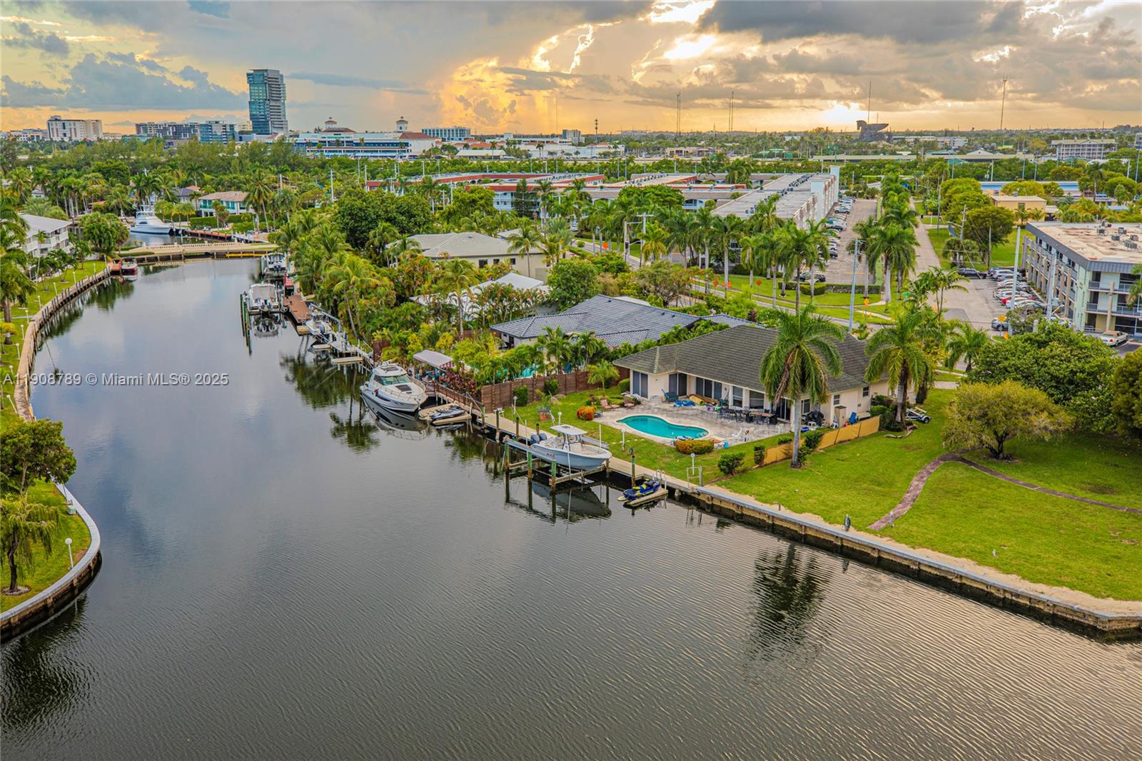 Photo of 437 Golden Isles Dr  #9B-C, Hallandale Beach, Florida, 33009 - 