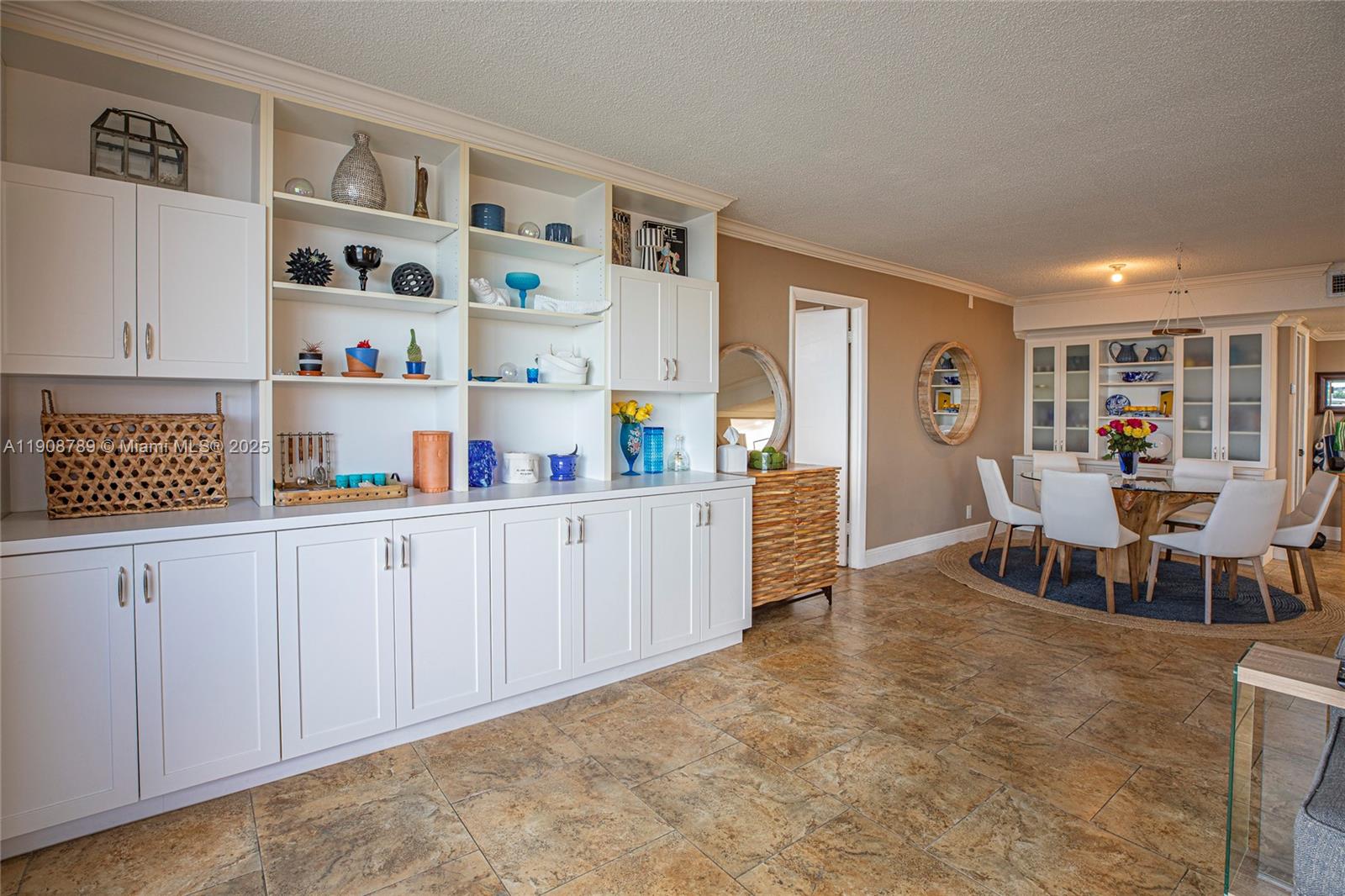 Photo of 437 Golden Isles Dr  #9B-C, Hallandale Beach, Florida, 33009 - 