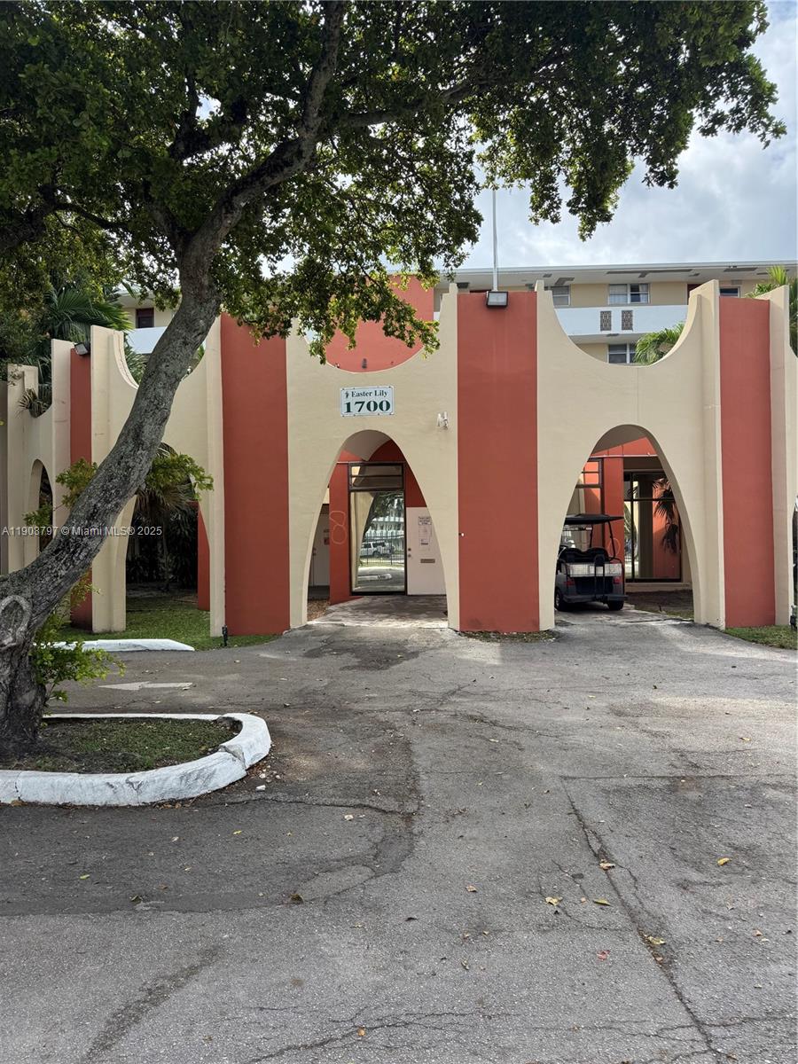 511 2 / 2 1040 sq. ft. $ 2025-11-05 0 Photo