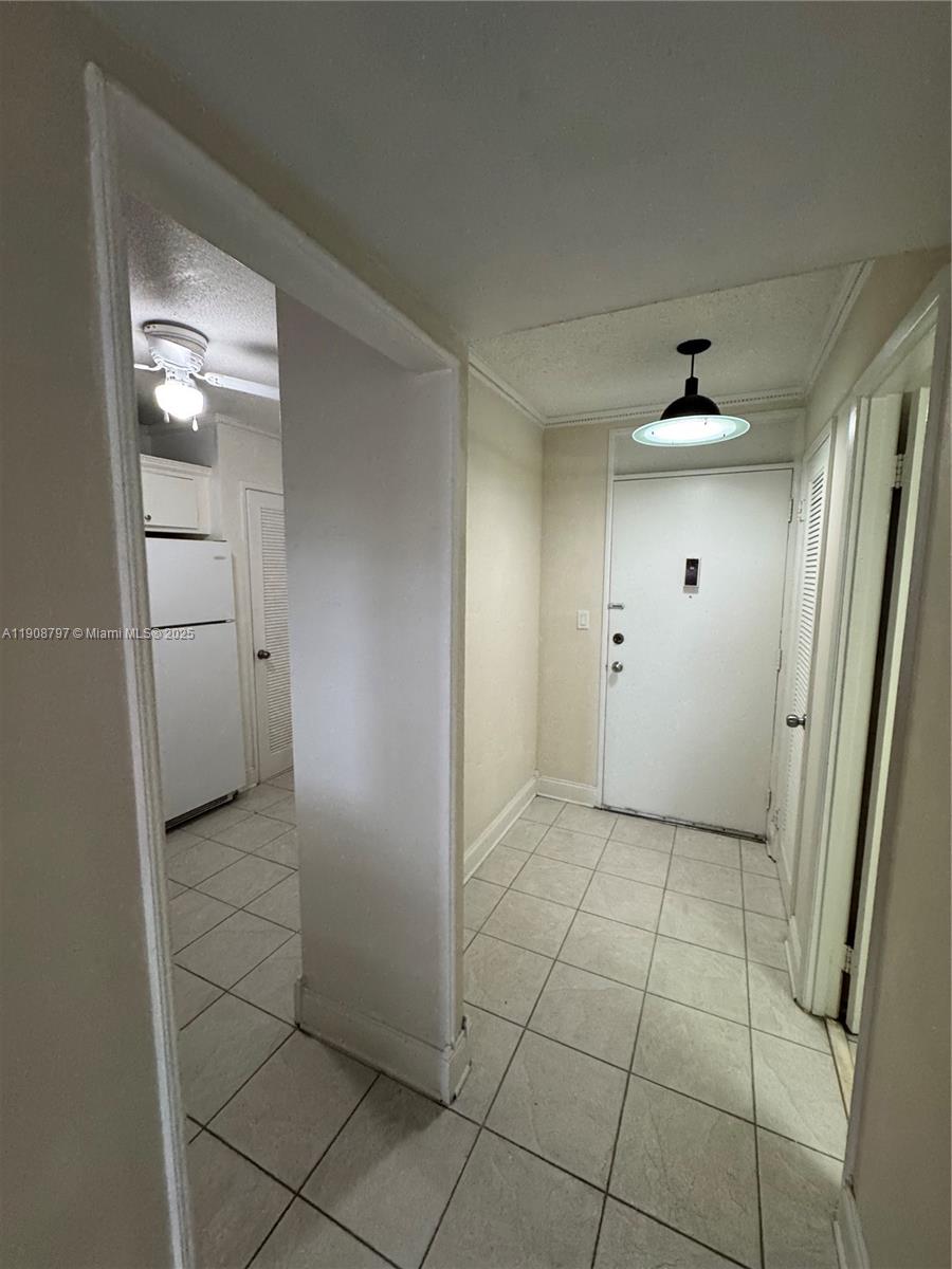 511 2 / 2 1040 sq. ft. $ 2025-11-05 0 Photo