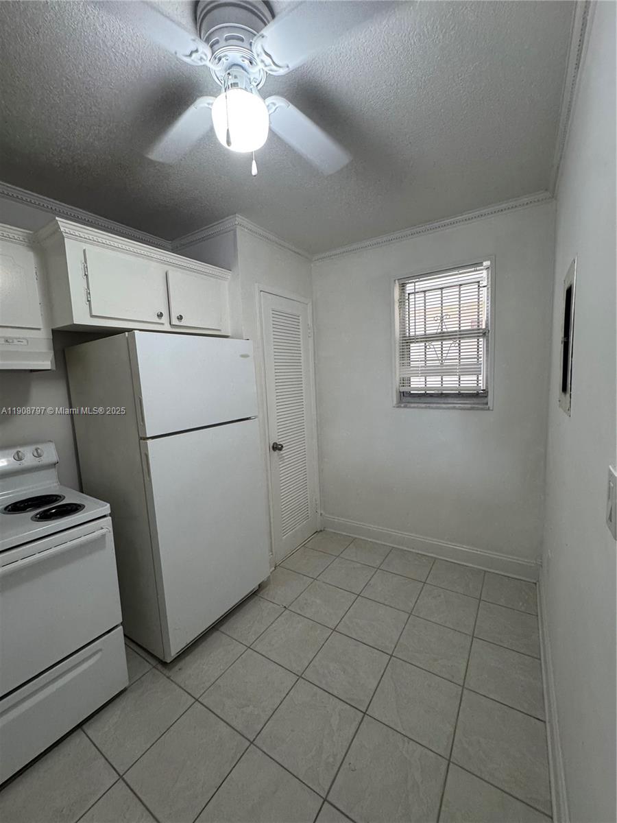 511 2 / 2 1040 sq. ft. $ 2025-11-05 0 Photo