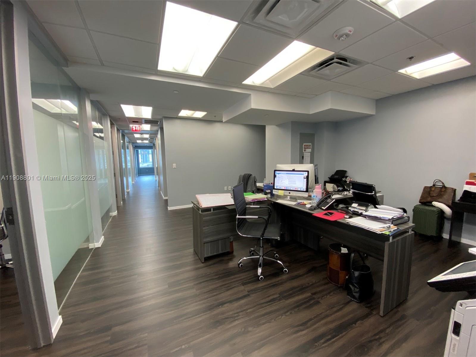 Подробнее 600A / кв.футов $ 2025-11-05 0 Фото