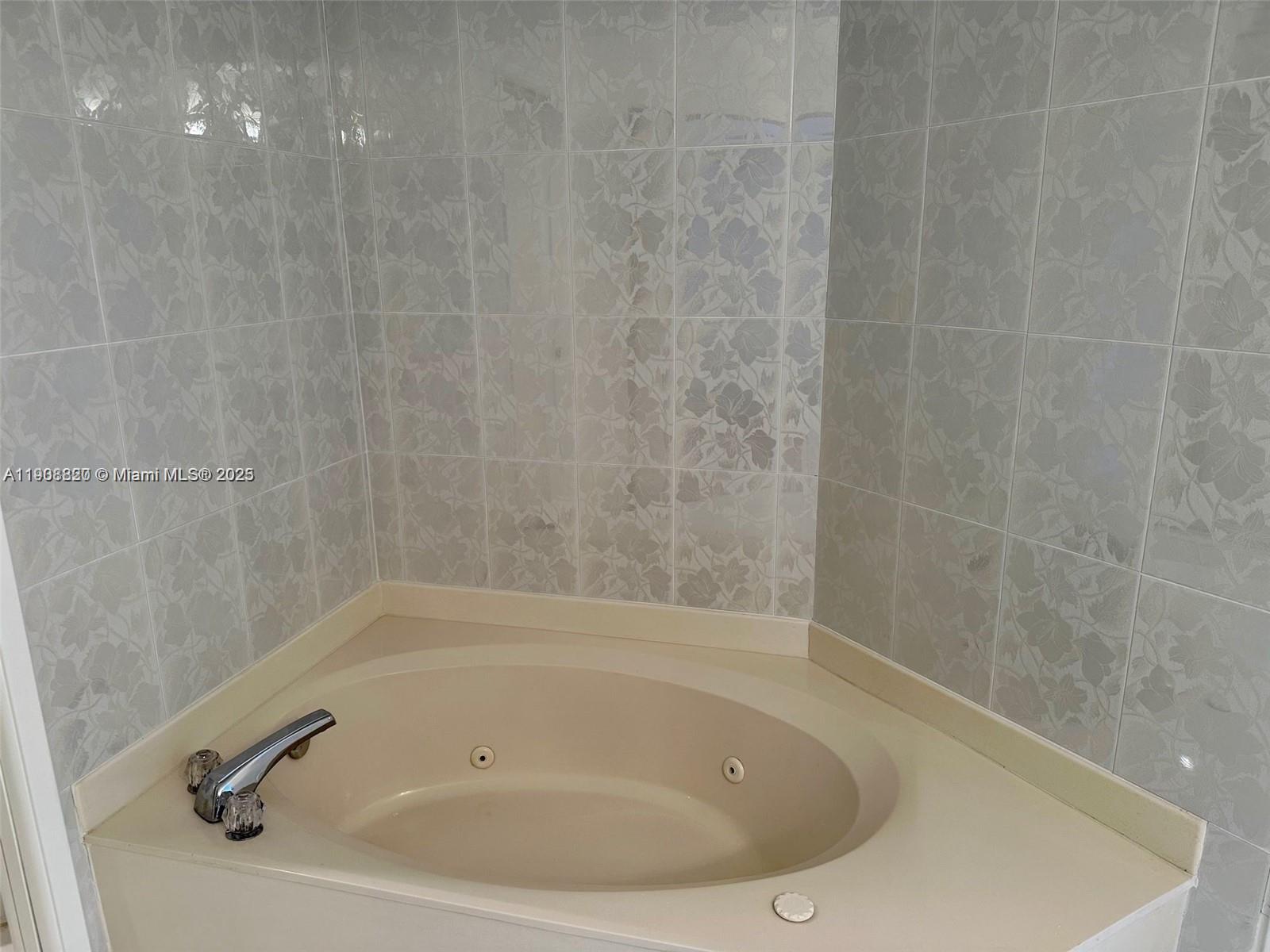 Photo of 19101 36th Ct  #2008, Aventura, Florida, 33180 - 