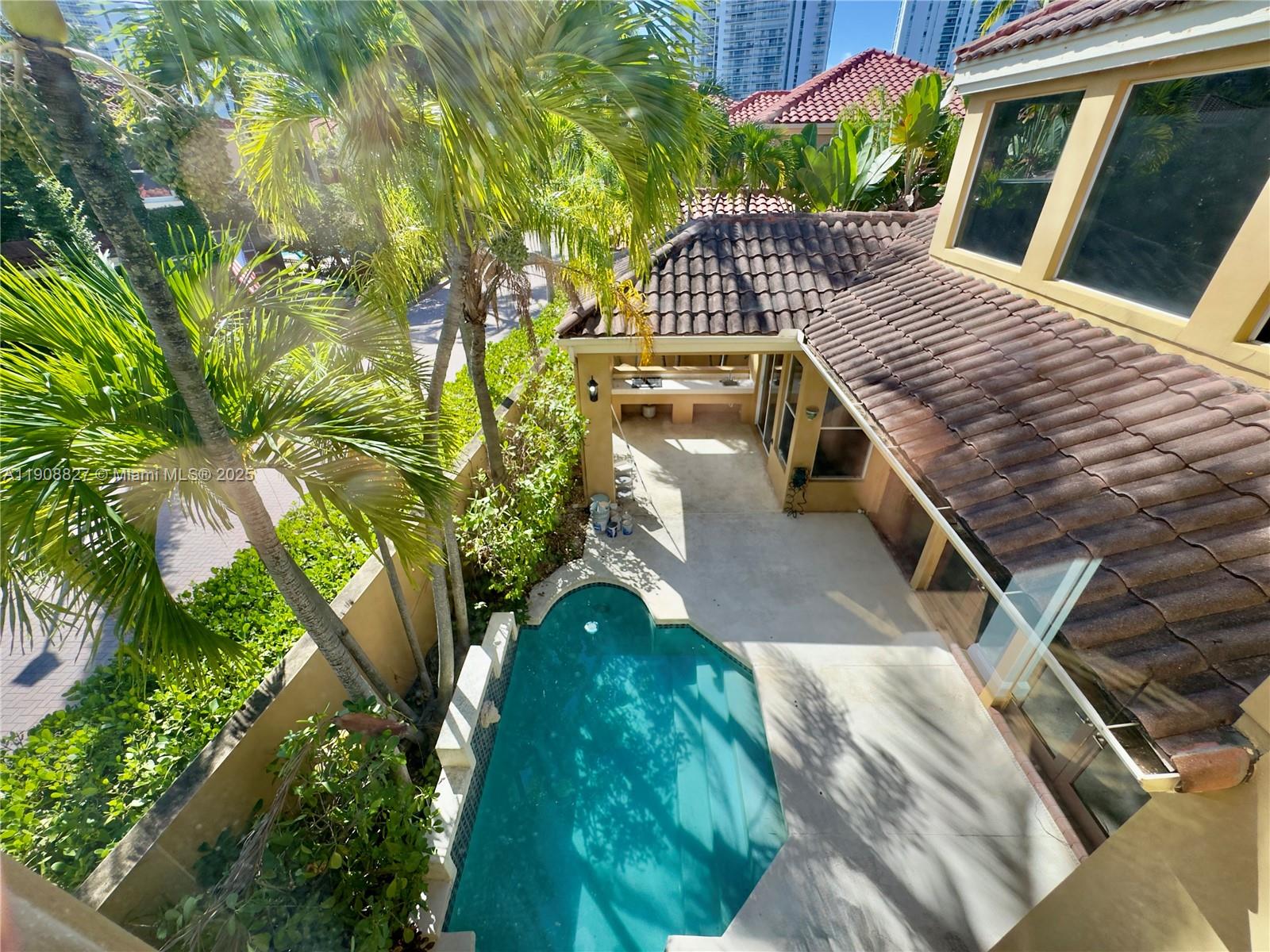 Photo of 3728 208th Ter  (3728), Aventura, Florida, 33180 - 