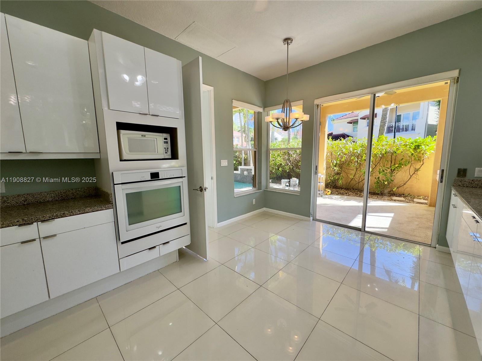 Photo of 3728 208th Ter  (3728), Aventura, Florida, 33180 - 