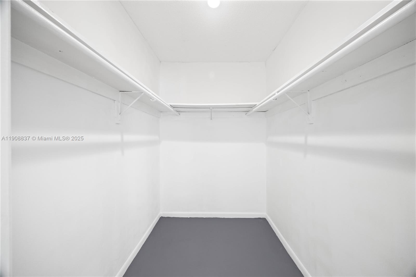 Photo of 619 14th Ave  #304, Hallandale Beach, Florida, 33009 - 