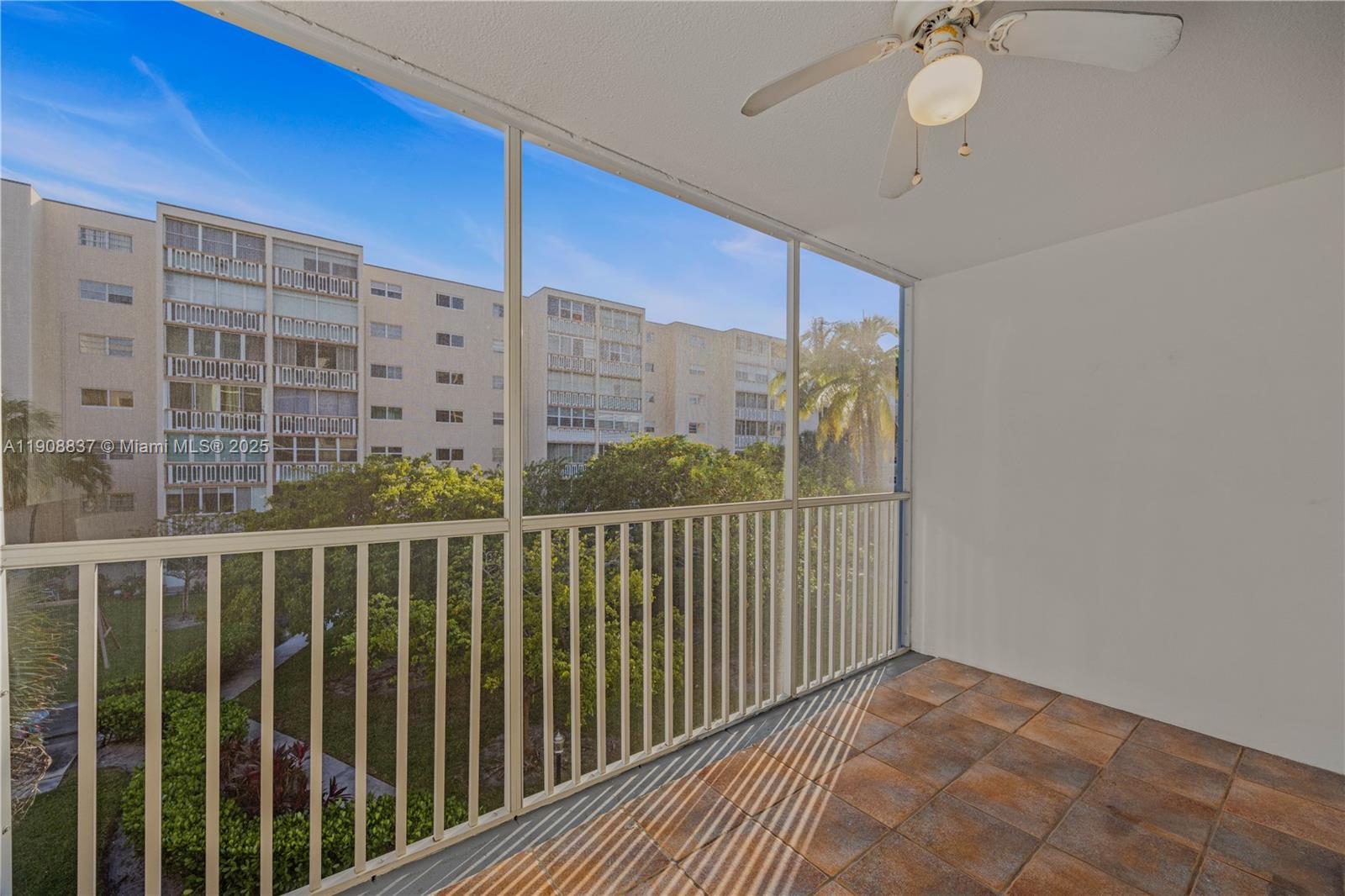 Photo of 619 14th Ave  #304, Hallandale Beach, Florida, 33009 - 