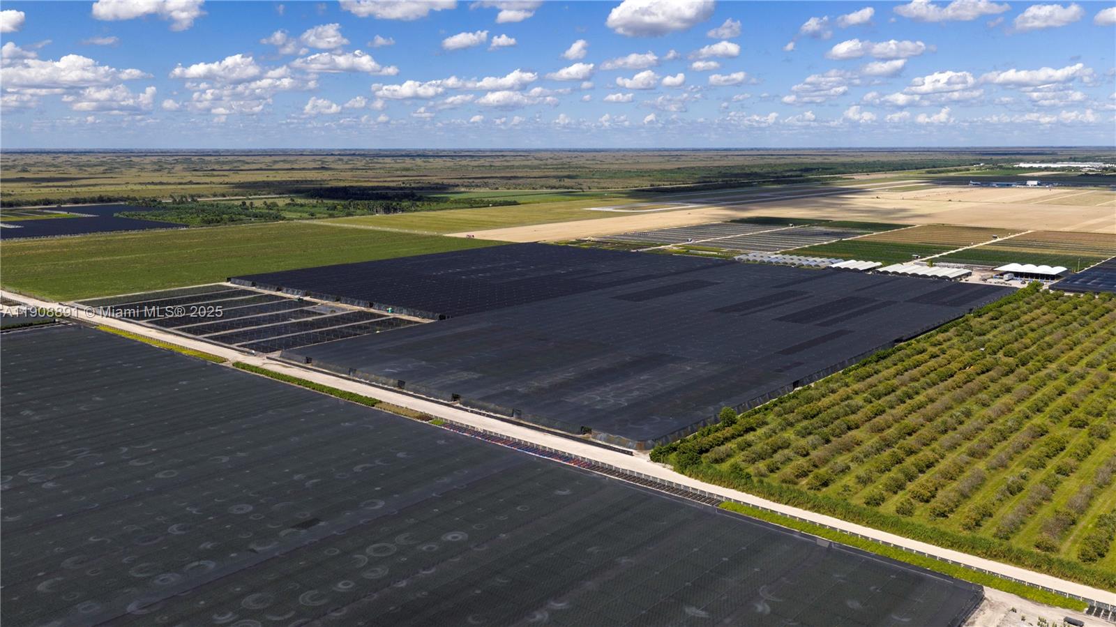 See details / sq. ft. $ 2025-11-05 0 Photo