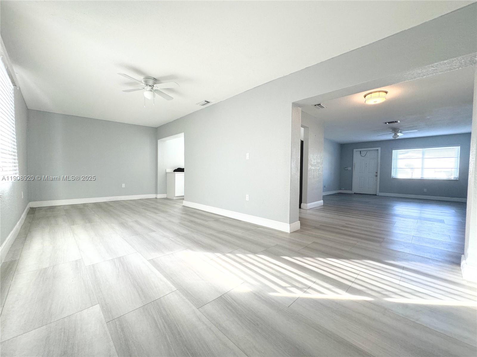 See details 300 2 / 2 1331 sq. ft. $ 2025-11-05 0 Photo
