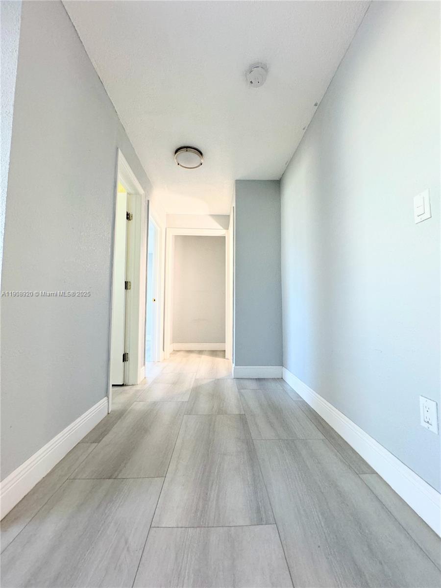 See details 300 2 / 2 1331 sq. ft. $ 2025-11-05 0 Photo