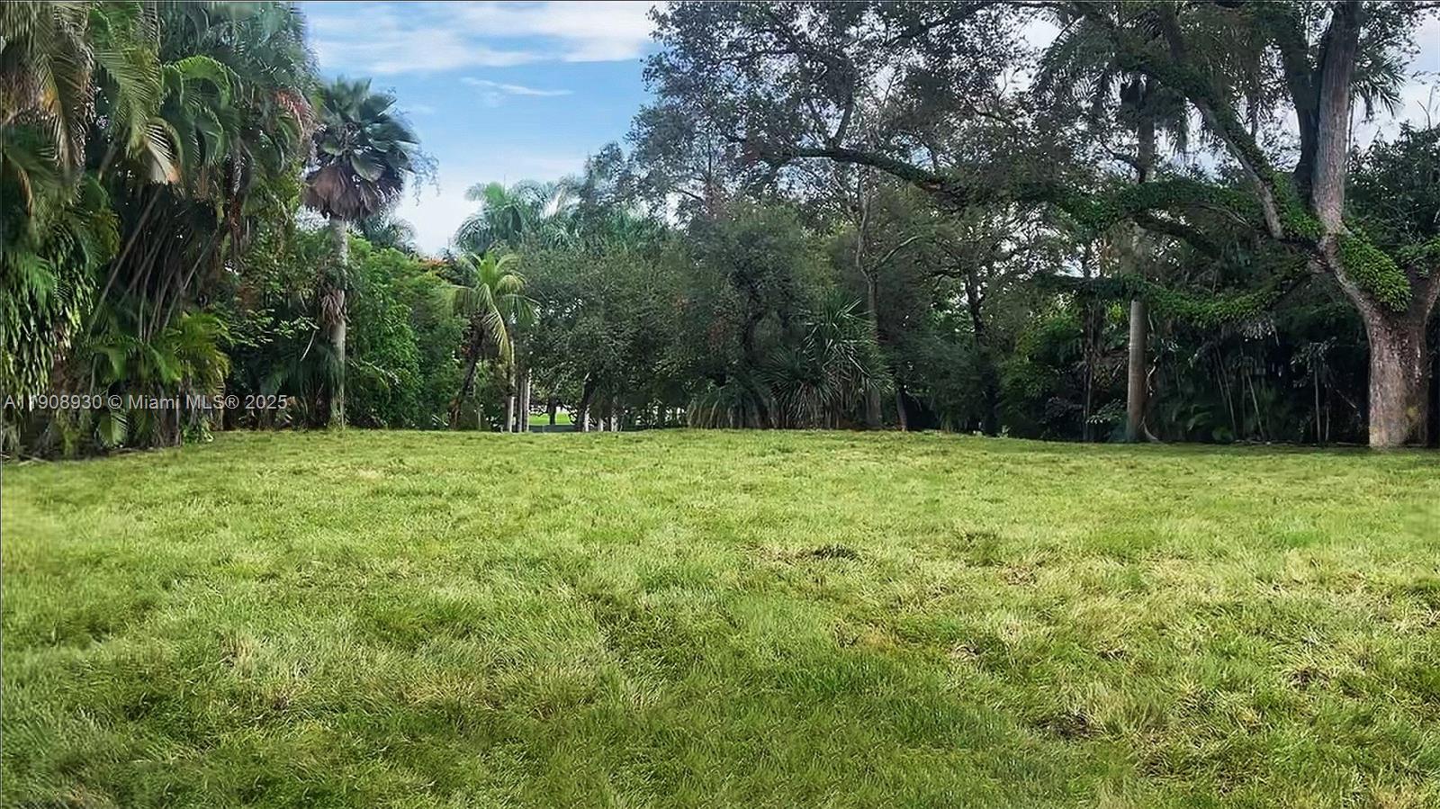 See details / sq. ft. $ 2025-11-05 0 Photo