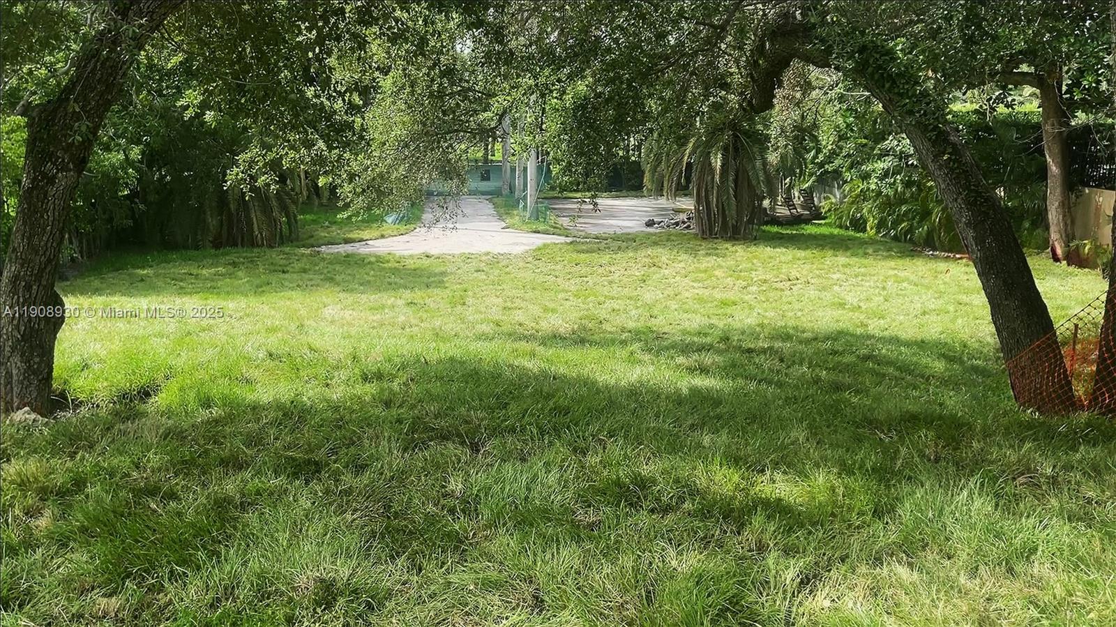 See details / sq. ft. $ 2025-11-05 0 Photo