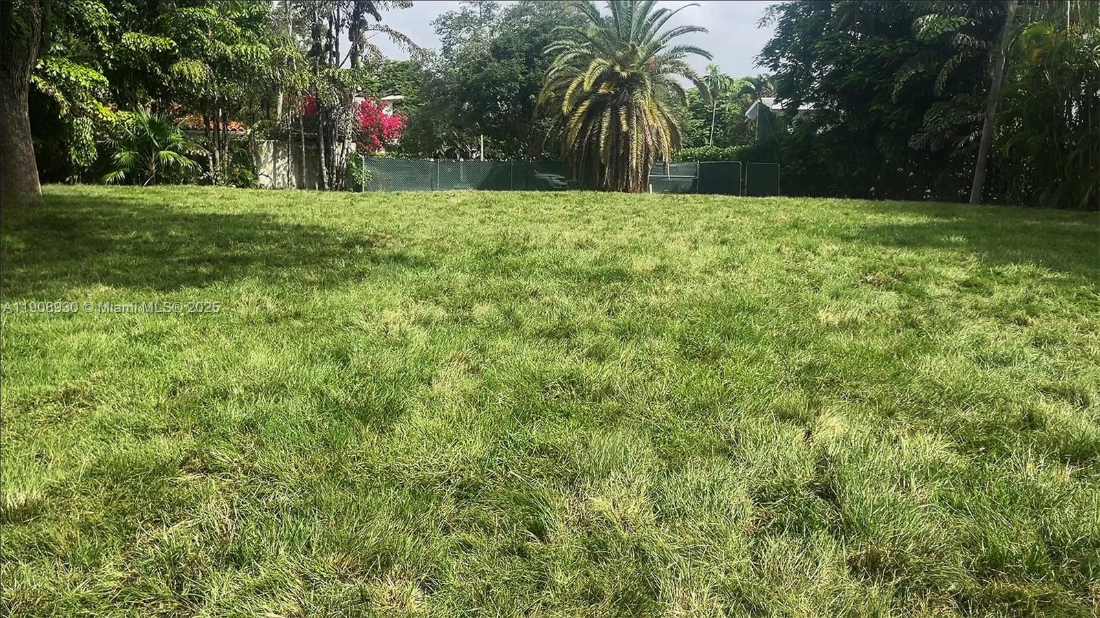 See details / sq. ft. $ 2025-11-05 0 Photo