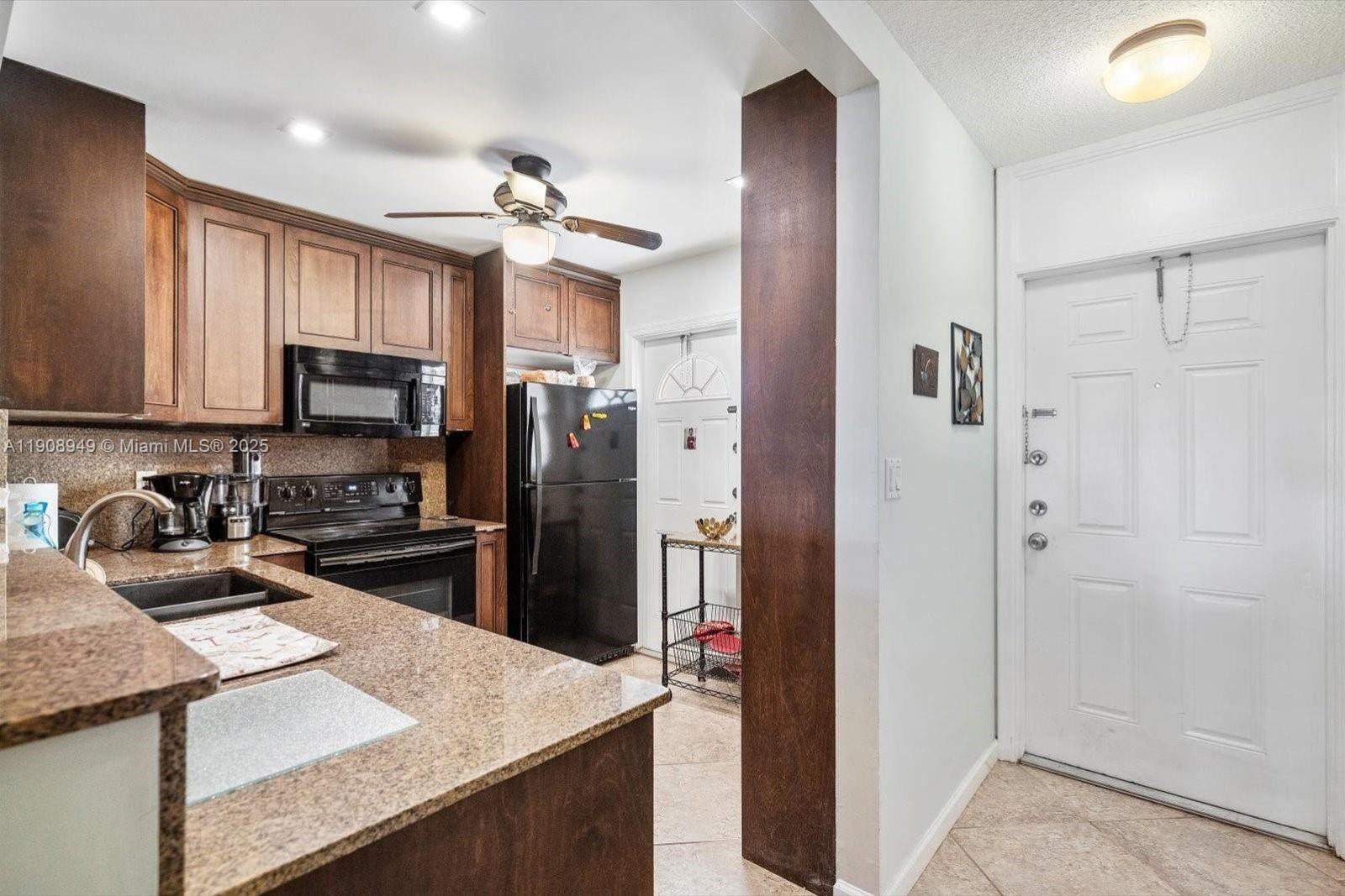 Photo of 609 14th Ave  #105, Hallandale Beach, Florida, 33009 - 