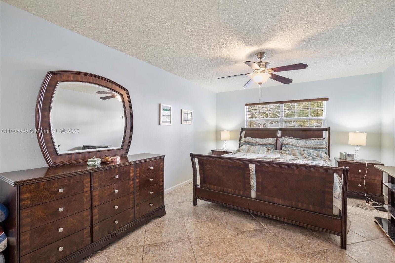 Photo of 609 14th Ave  #105, Hallandale Beach, Florida, 33009 - 