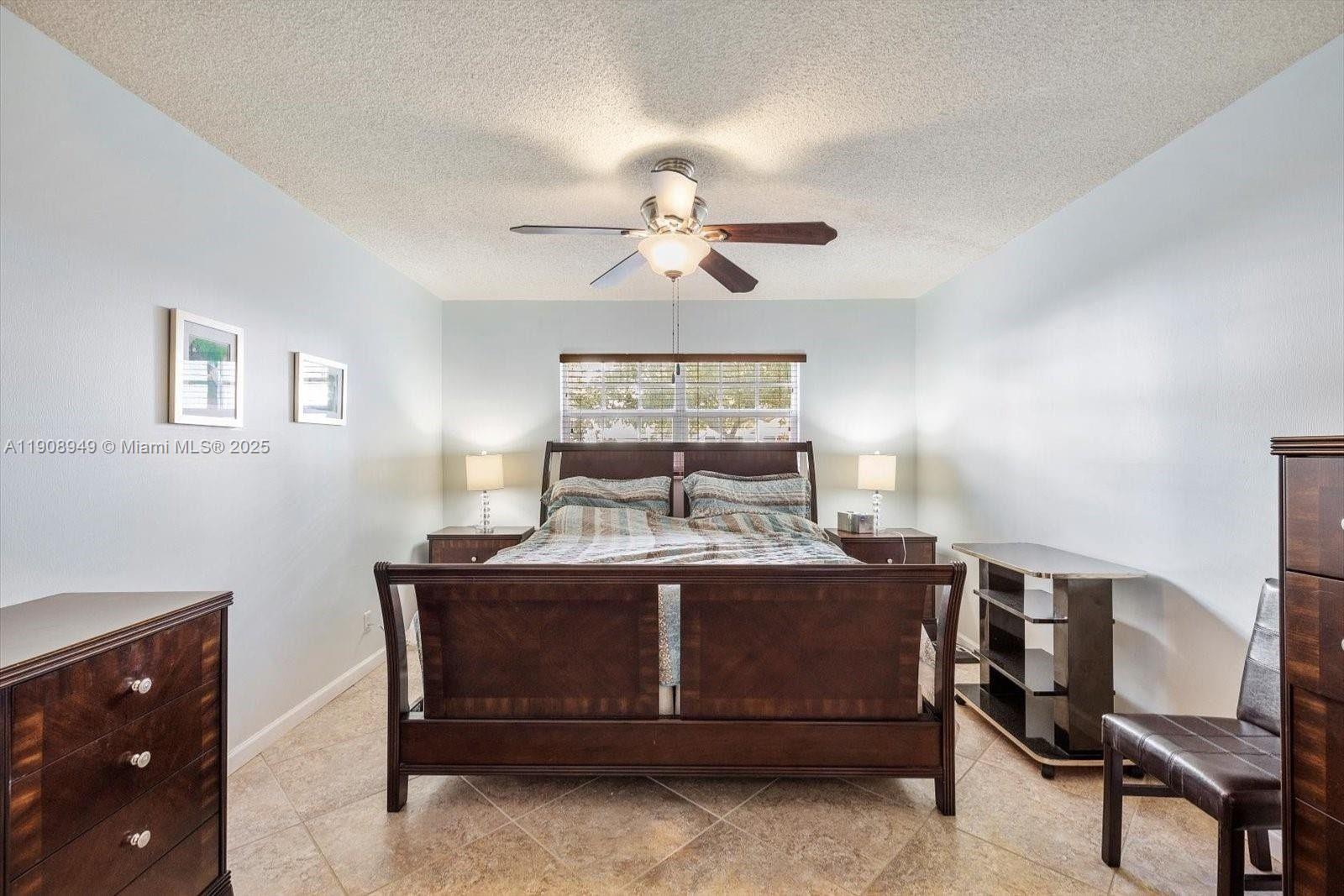 Photo of 609 14th Ave  #105, Hallandale Beach, Florida, 33009 - 