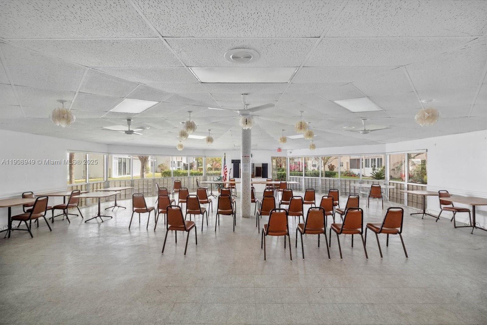 Photo of 609 14th Ave  #105, Hallandale Beach, Florida, 33009 - 