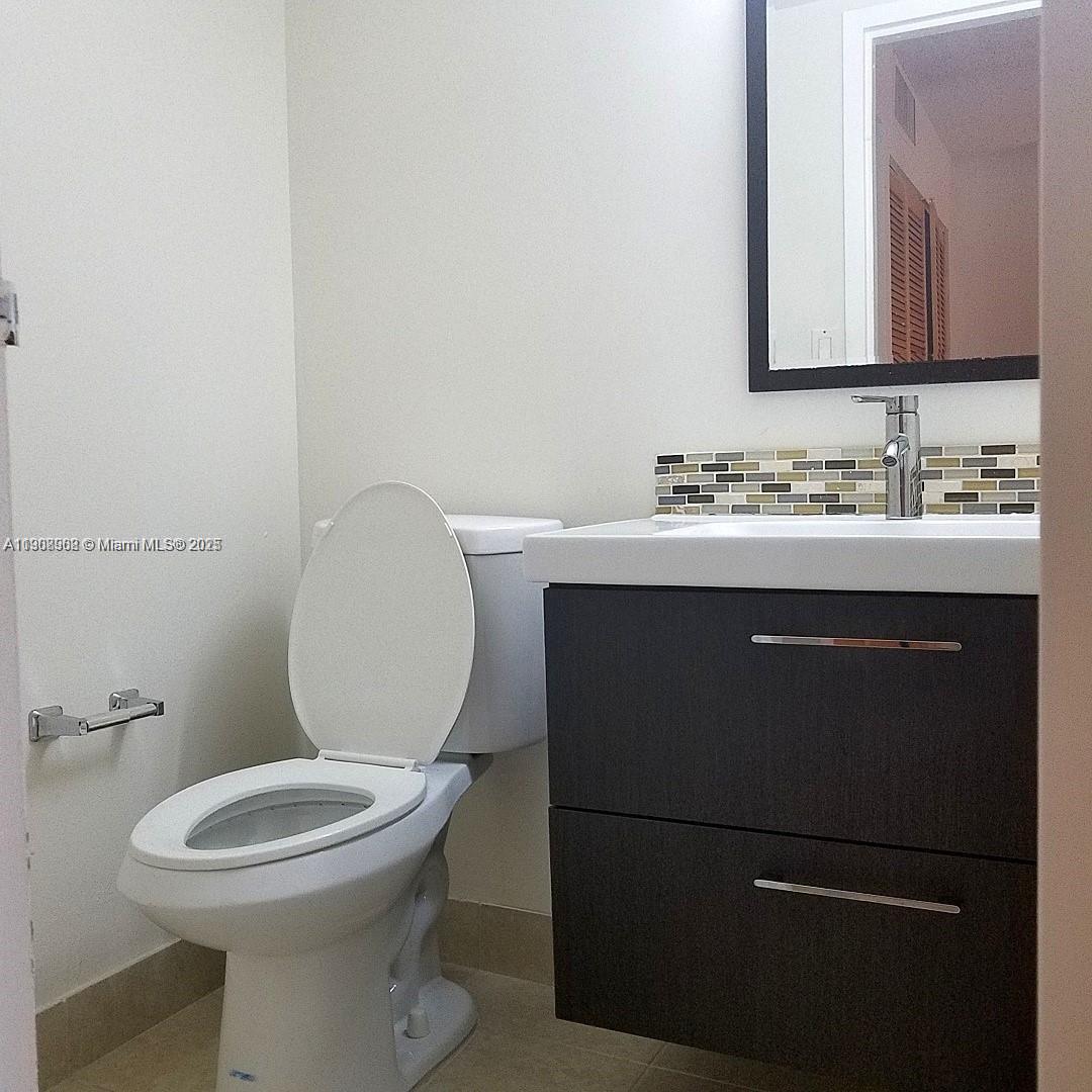 Photo of 17021 Bay Rd  #728, Sunny Isles Beach, Florida, 33160 - 