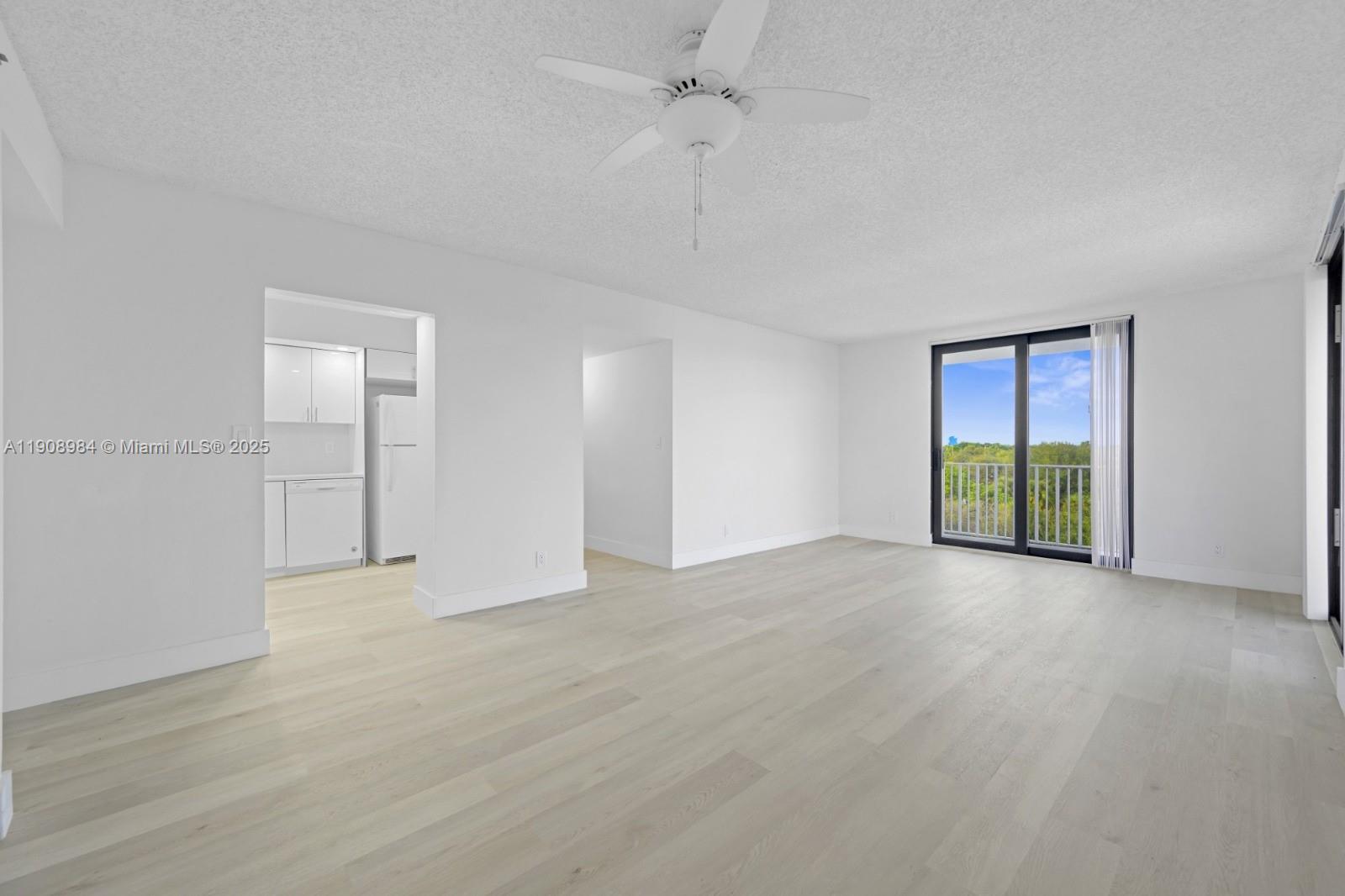 See details 515 2 / 2 1150 sq. ft. $ 2025-11-05 0 Photo