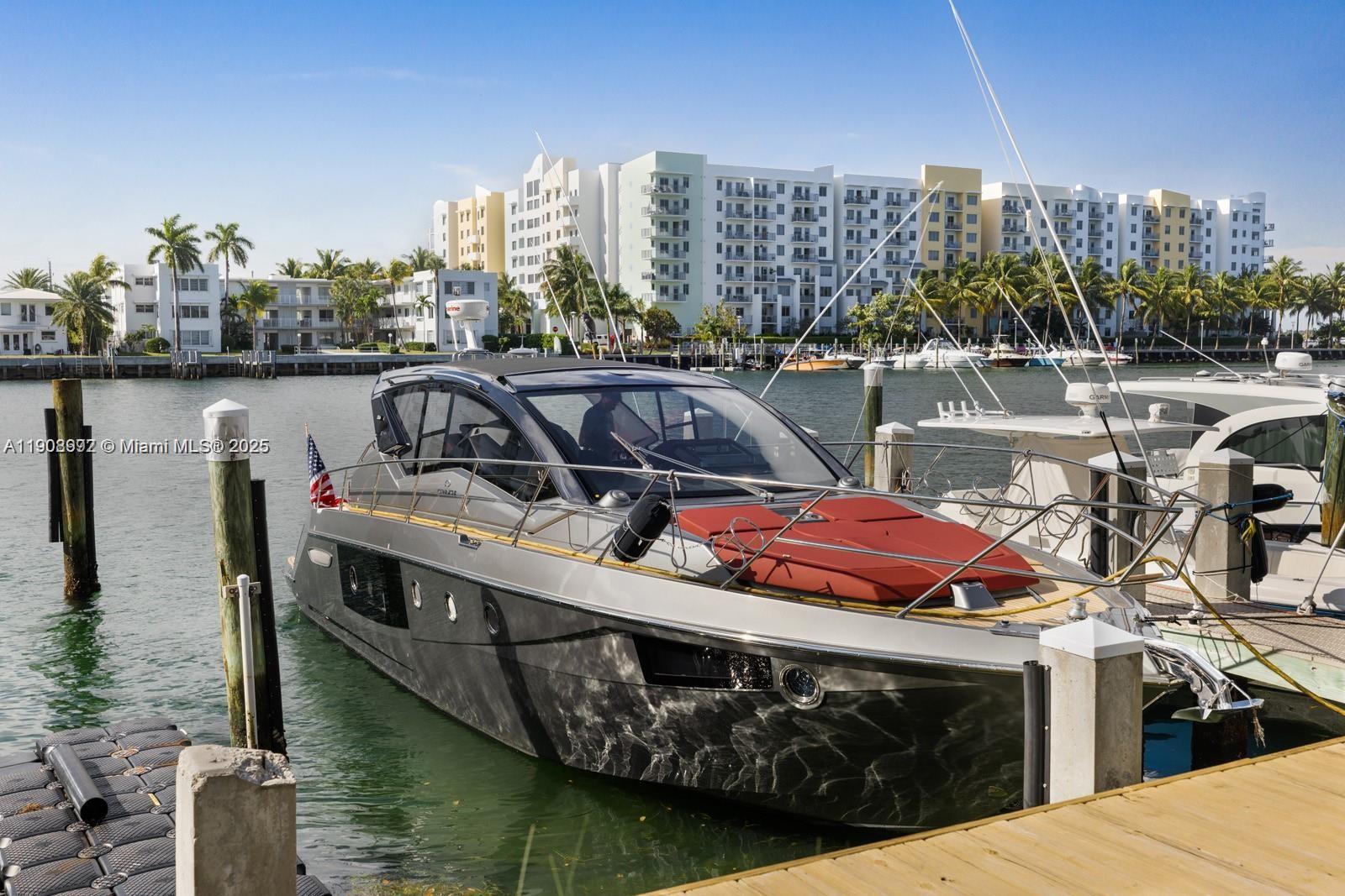 Подробнее / кв.футов $ 2025-11-05 0 Фото