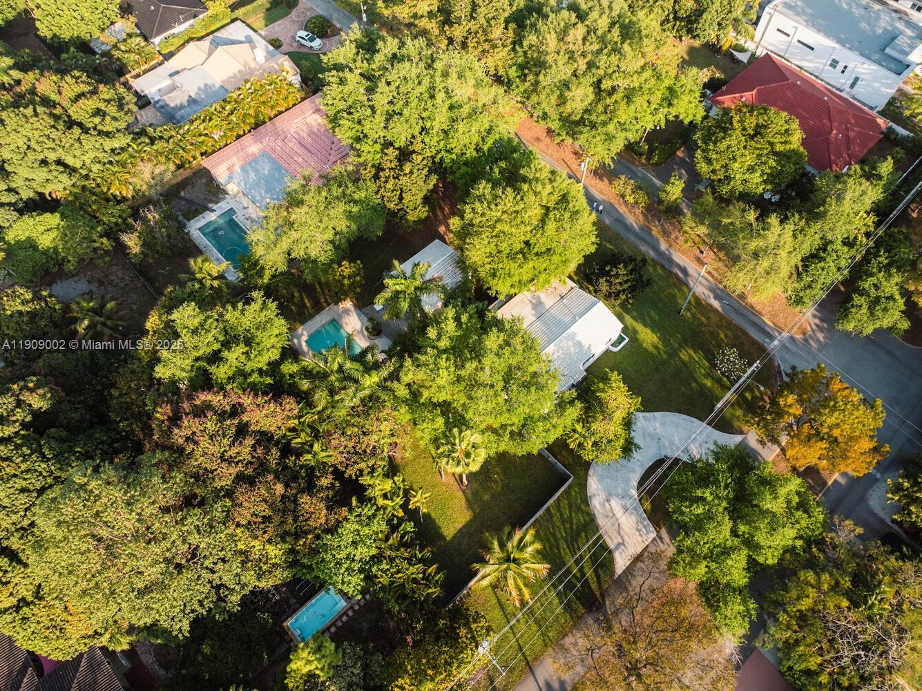 Ver detalles / sq. ft. $ 2025-11-05 0 foto