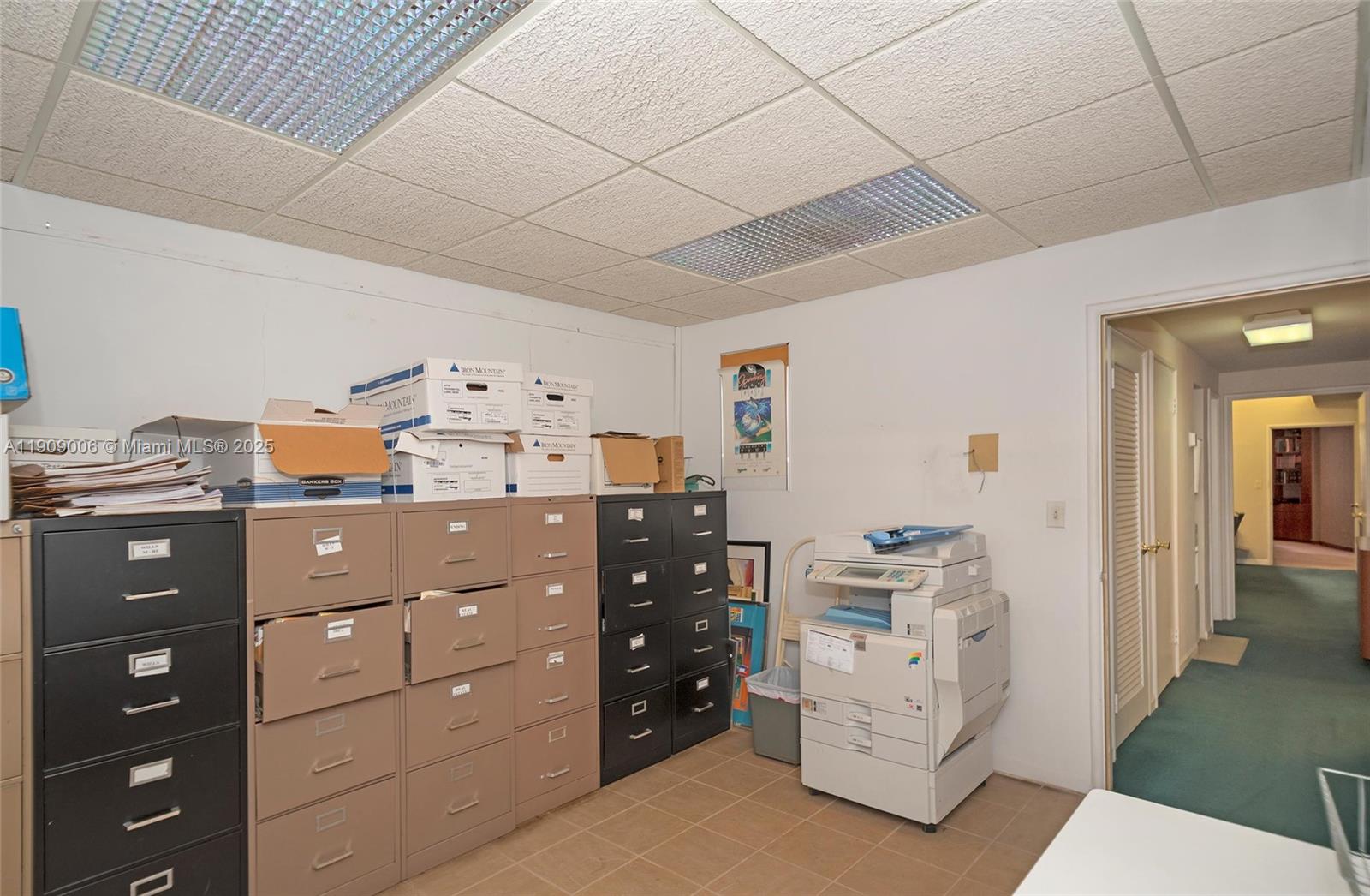 Подробнее / кв.футов $ 2025-11-05 0 Фото