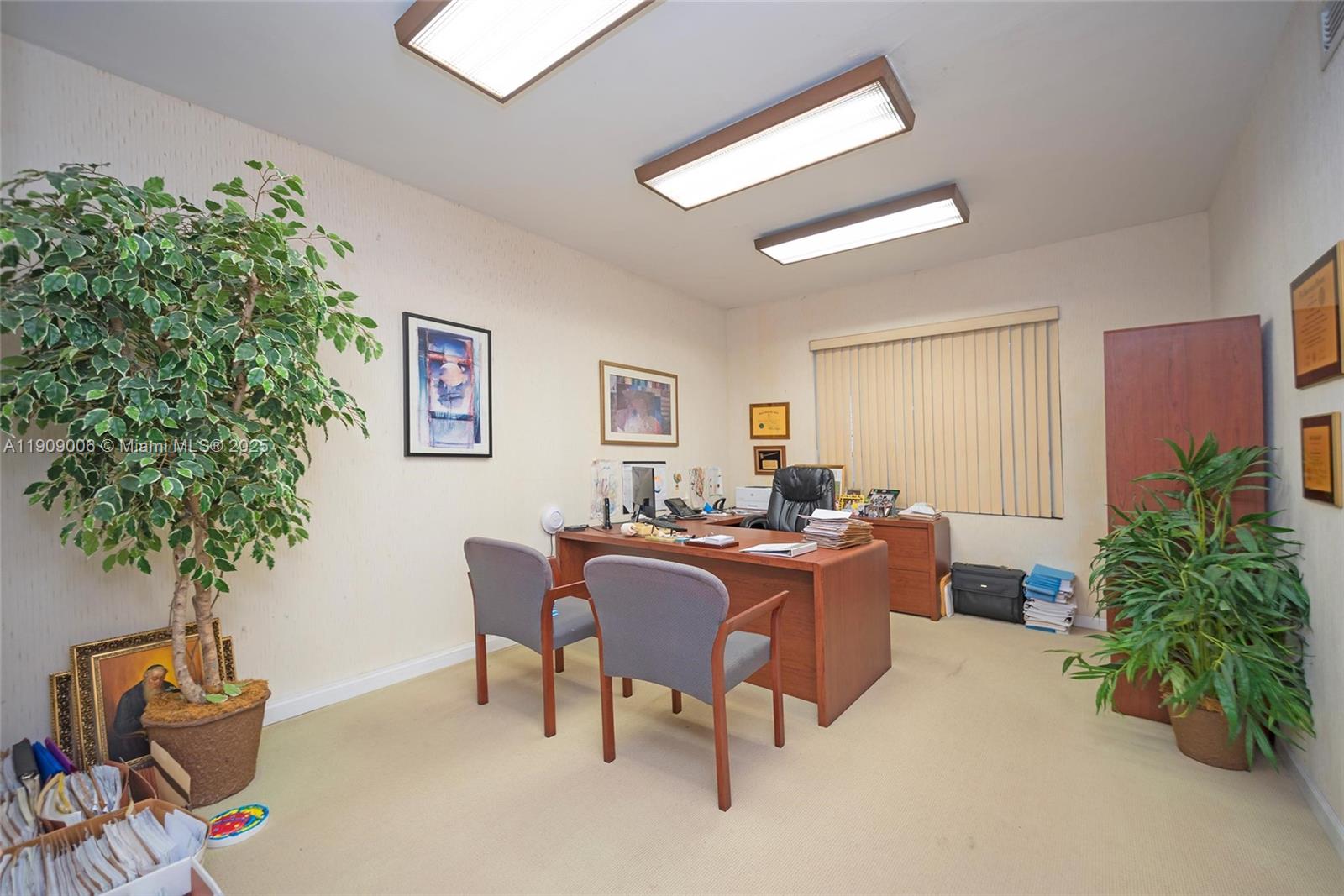 Подробнее / кв.футов $ 2025-11-05 0 Фото