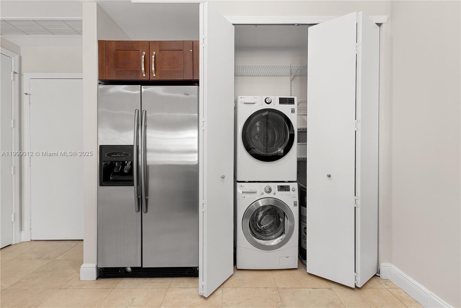 Photo of 19900 Country Club Dr  #PH18, Aventura, Florida, 33180 - 