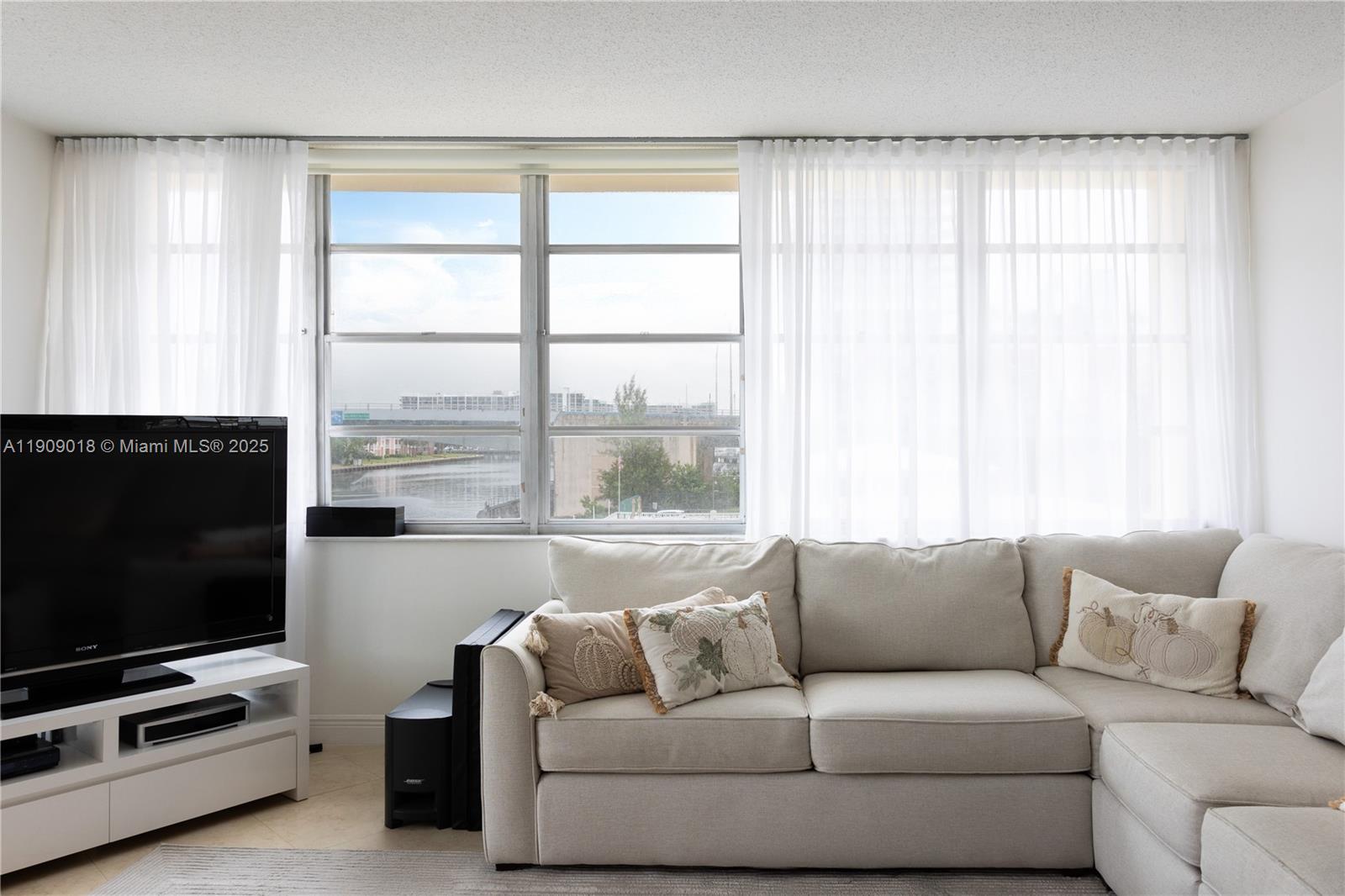 Photo of 1817 Ocean Dr  #320, Hallandale Beach, Florida, 33009 - 