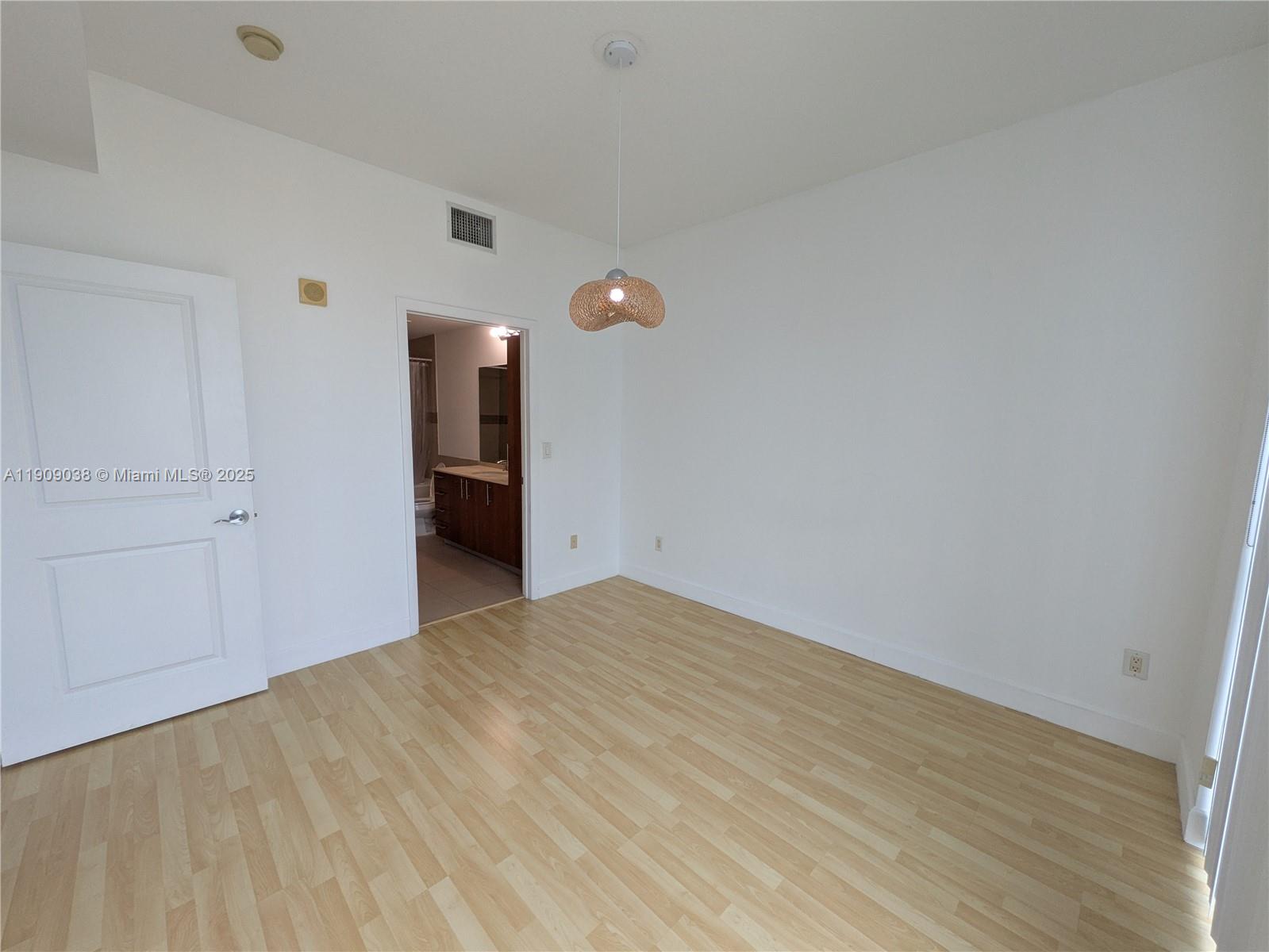 Photo of 1945 Ocean Dr  #1110, Hallandale Beach, Florida, 33009 - 